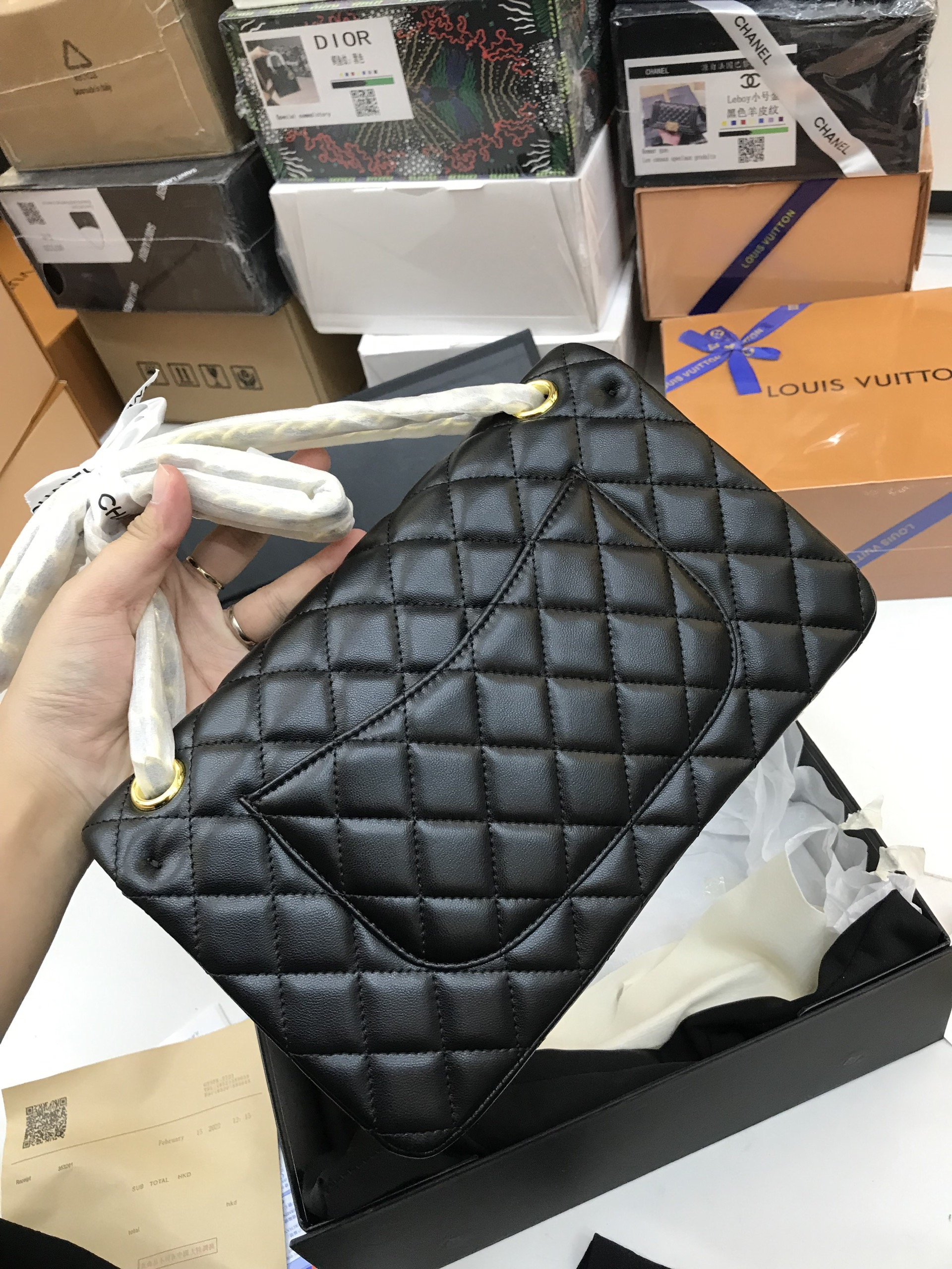 Túi Xách Chanel Classic Super Da Lì Màu Đen Khóa Vàng Size 26cm