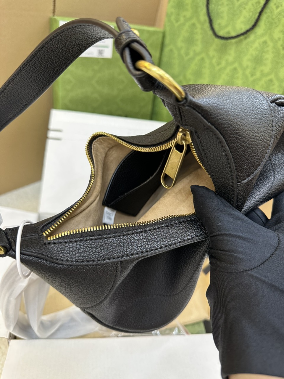 Túi Gucci Aphrodite Embellished Textured-Leather Shoulder Super Màu Đen Size 25cm