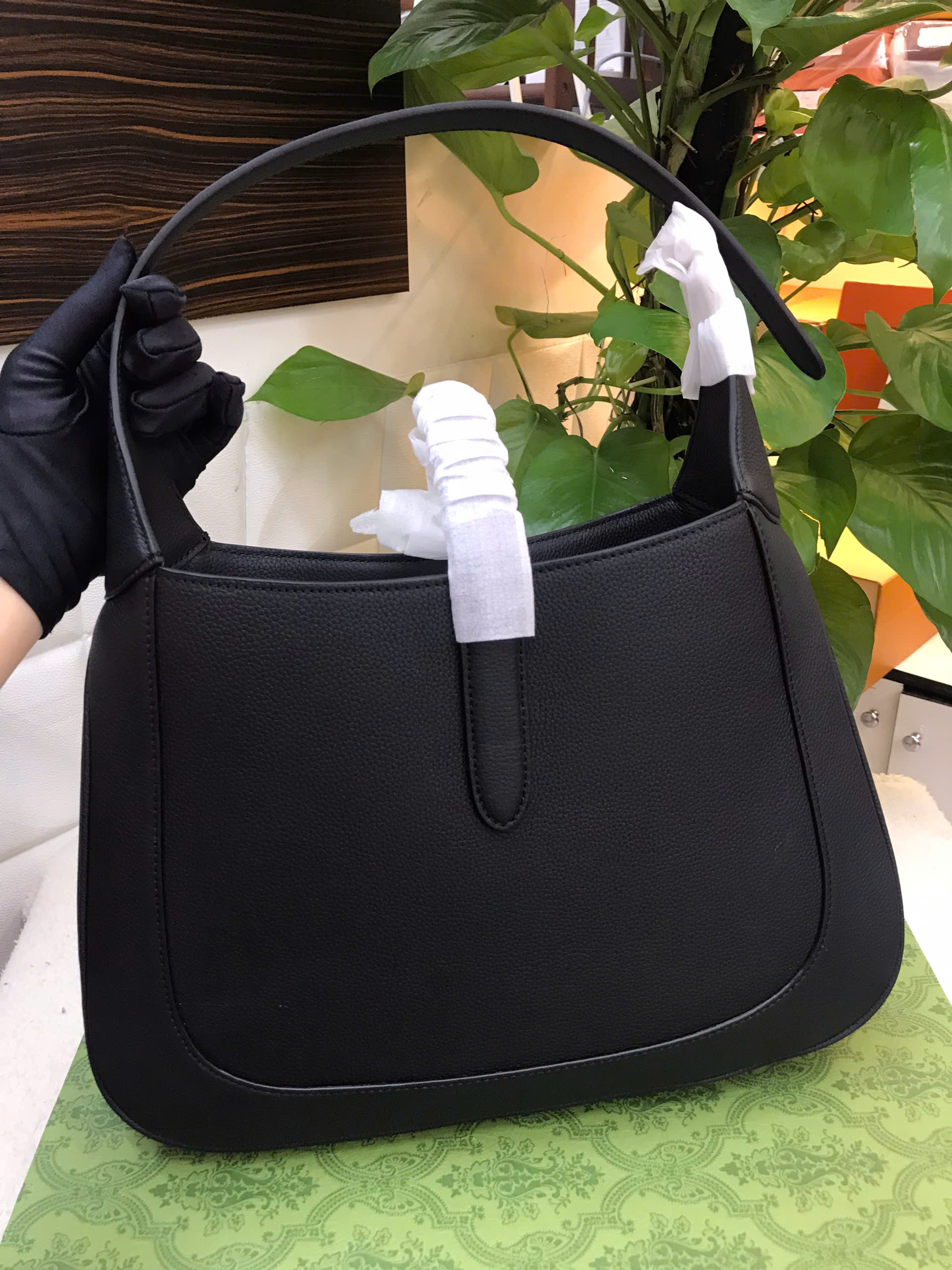 Túi Gucci Jackie Large Shoulder Bag Black Vip Màu Đen Size 35cm