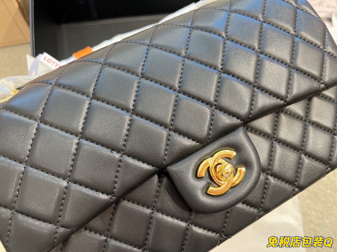 Túi Xách Chanel Classic Super Màu Đen Size 25cm Có 2 Loại Khóa Vàng Và Bạc