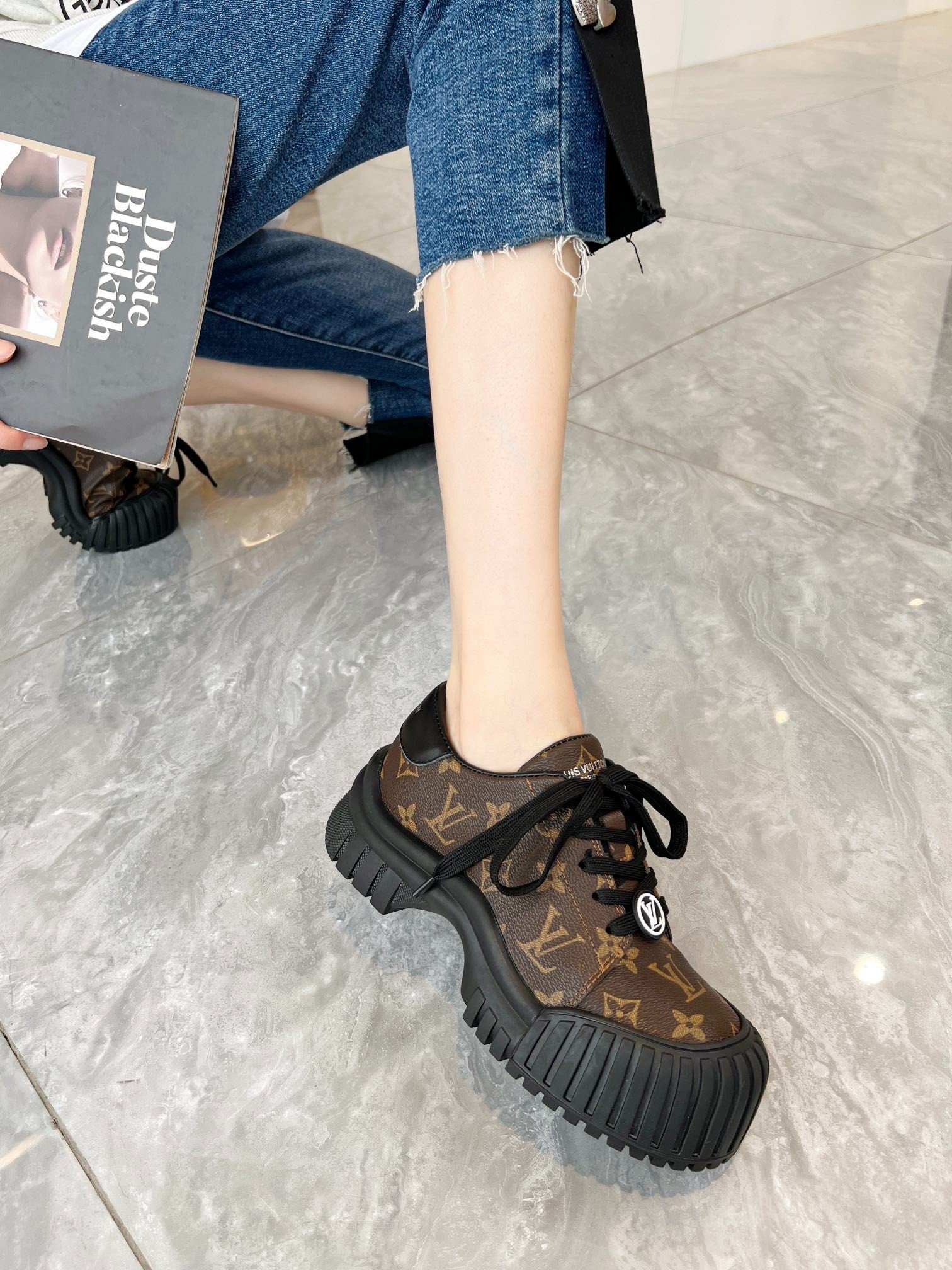 Giày Louis Vuitton Catwalk Siêu Cấp Màu Nâu Size 35-40