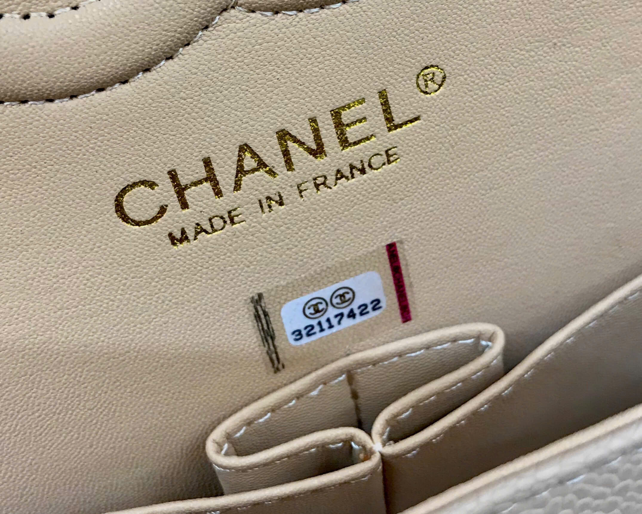 Túi Chanel Classic Flap Super Màu Be Da Hạt Khoá Vàng Size 25.5cm