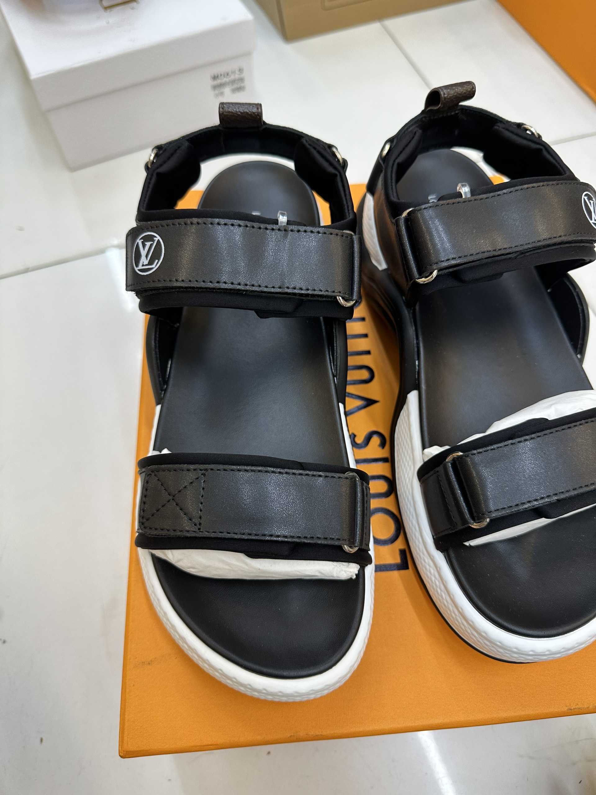 Giày Louis Vuitton Archlight Sandal Siêu Cấp Size 39