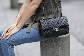 Túi Xách Chanel Super Classic Medium Flap Bag Full Hộp Size 25cm