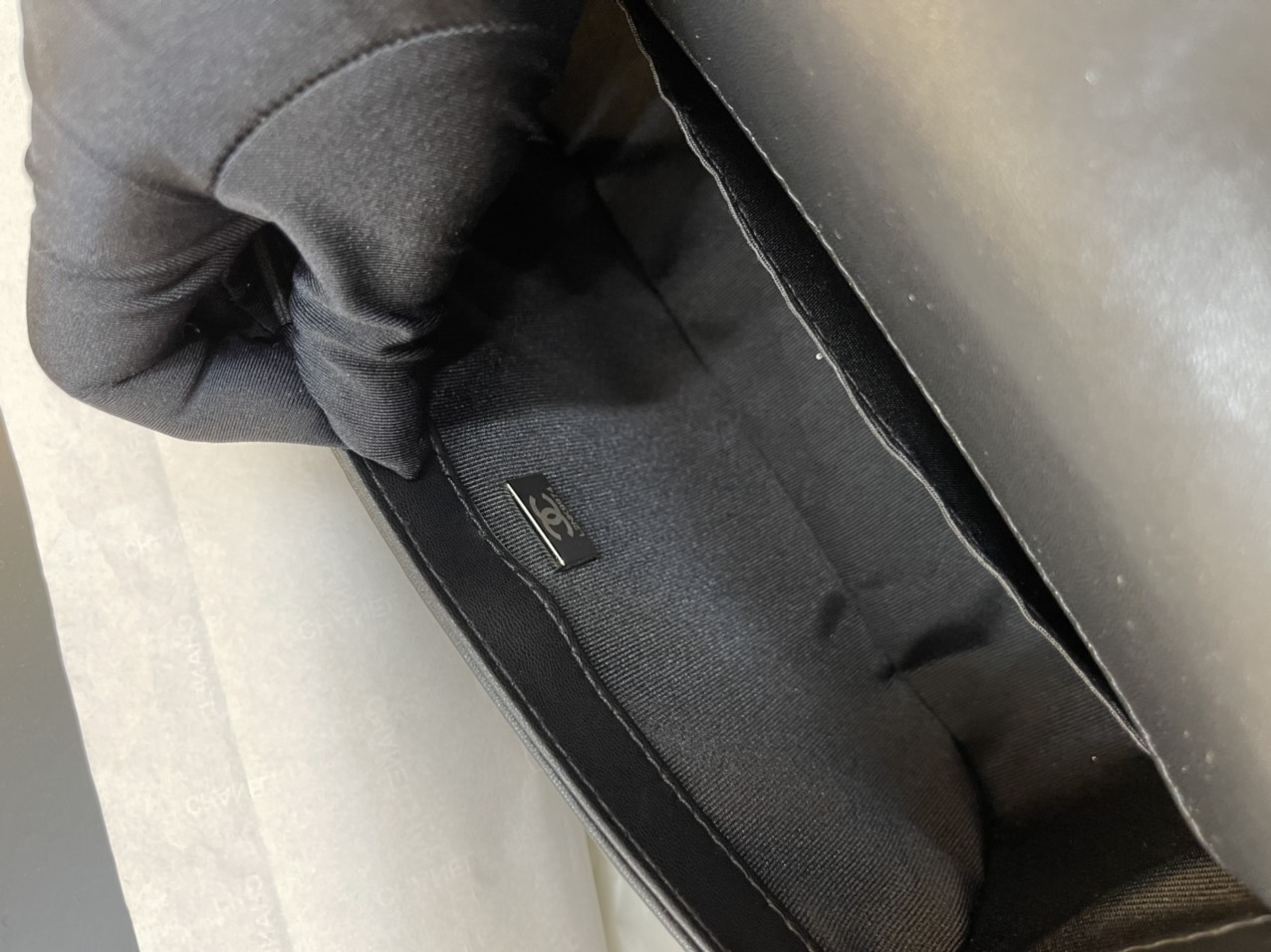 Túi Xách Chanel Super Chanel Boy flap black old medium Size 25cm