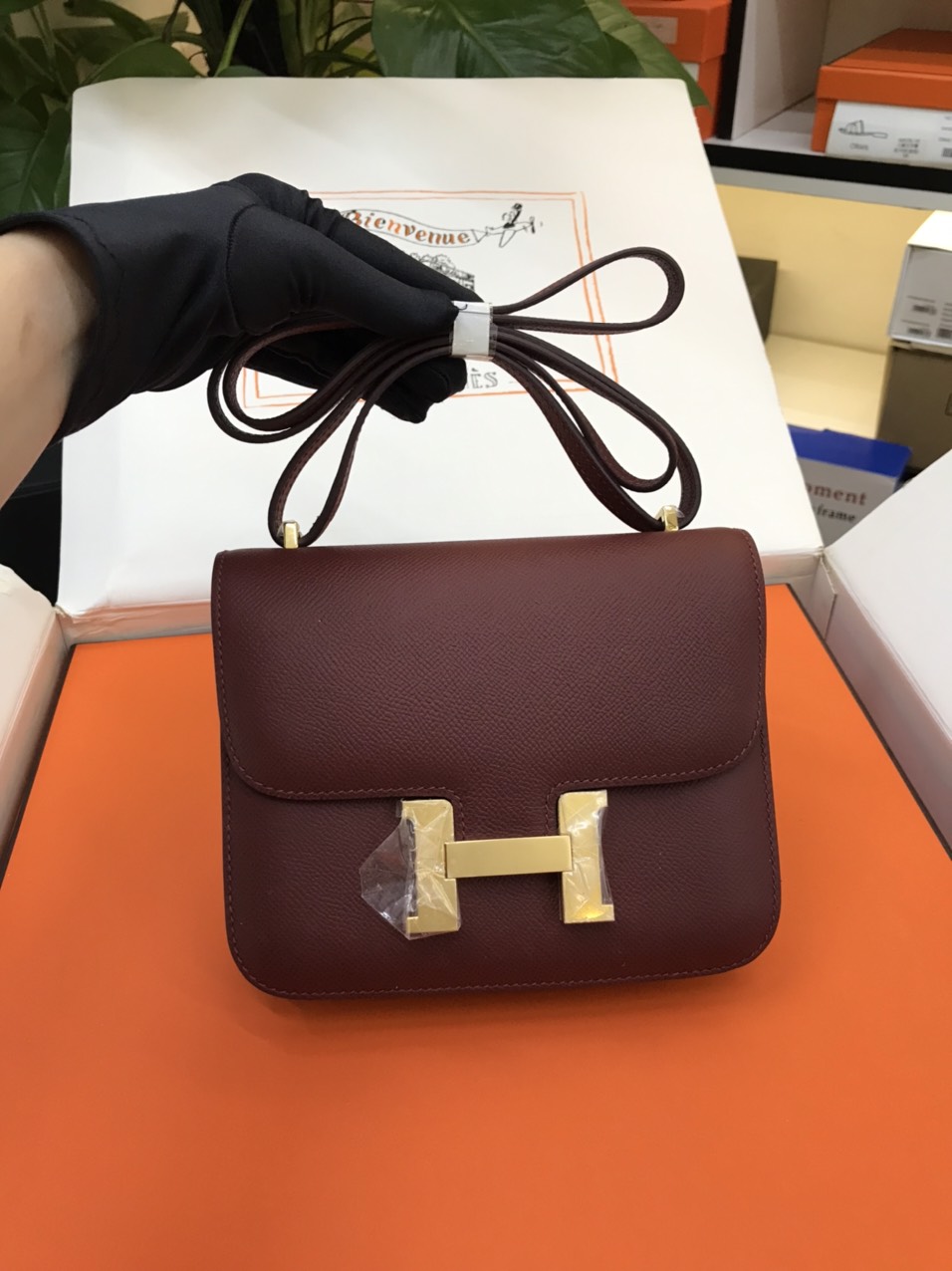 Túi Hermes Constance Vip Màu Đỏ Logo Gold Size 18cm Chưa Kèm Box