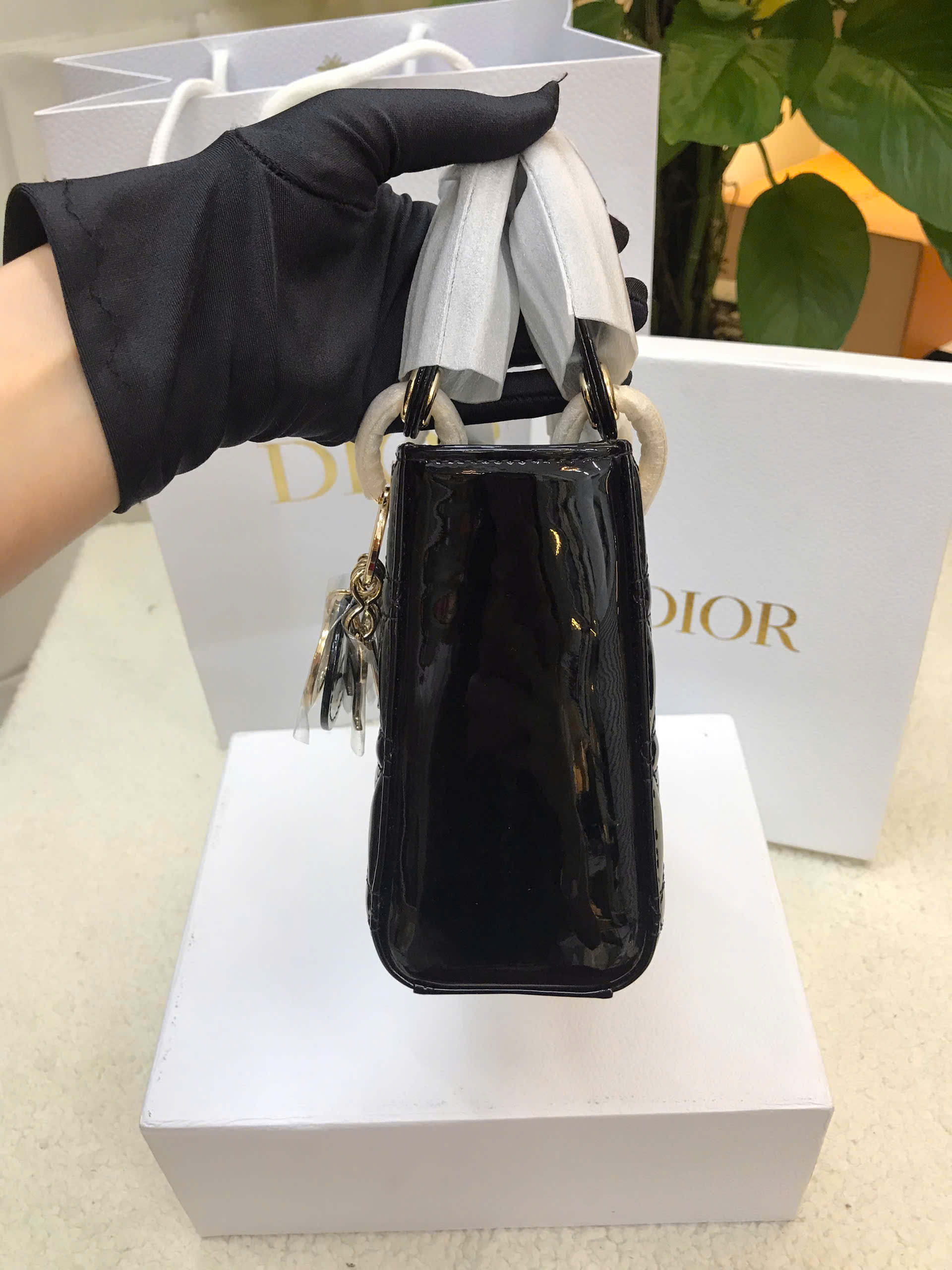 Túi Mini Lady Dior Bag Black Patent Cannage Calfskin Vip Màu Đen Size 17cm