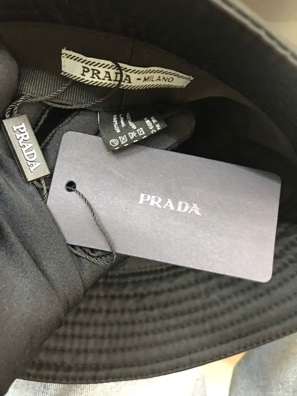 Nón Prada Re-Nylon Bucket Hat Siêu Cấp Màu Đen