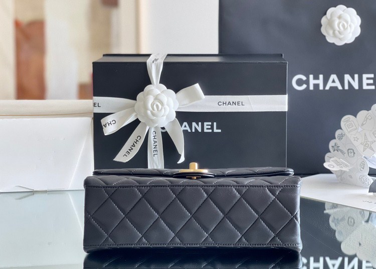 Túi Xách Chanel Classic 23P Vip Màu Đen Size 26cm