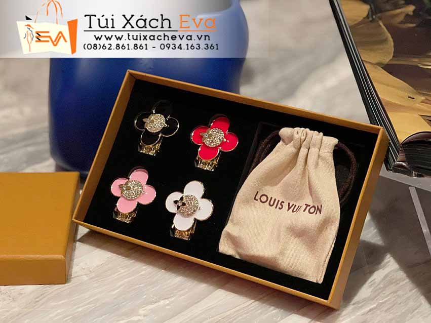 Dây Chuyền LV Vivienne Siêu Cấp Màu Vàng Đẹp.