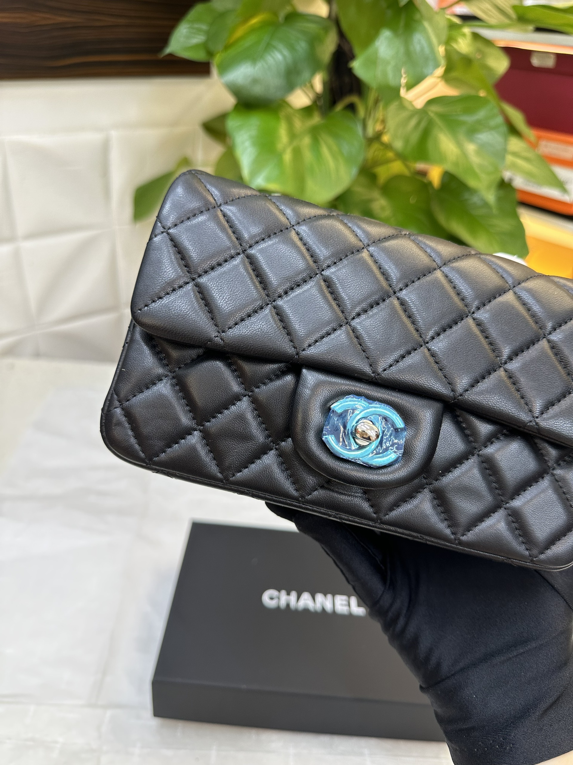 Túi Chanel Classic Flap Siêu Cấp Màu Đen Size 20cm