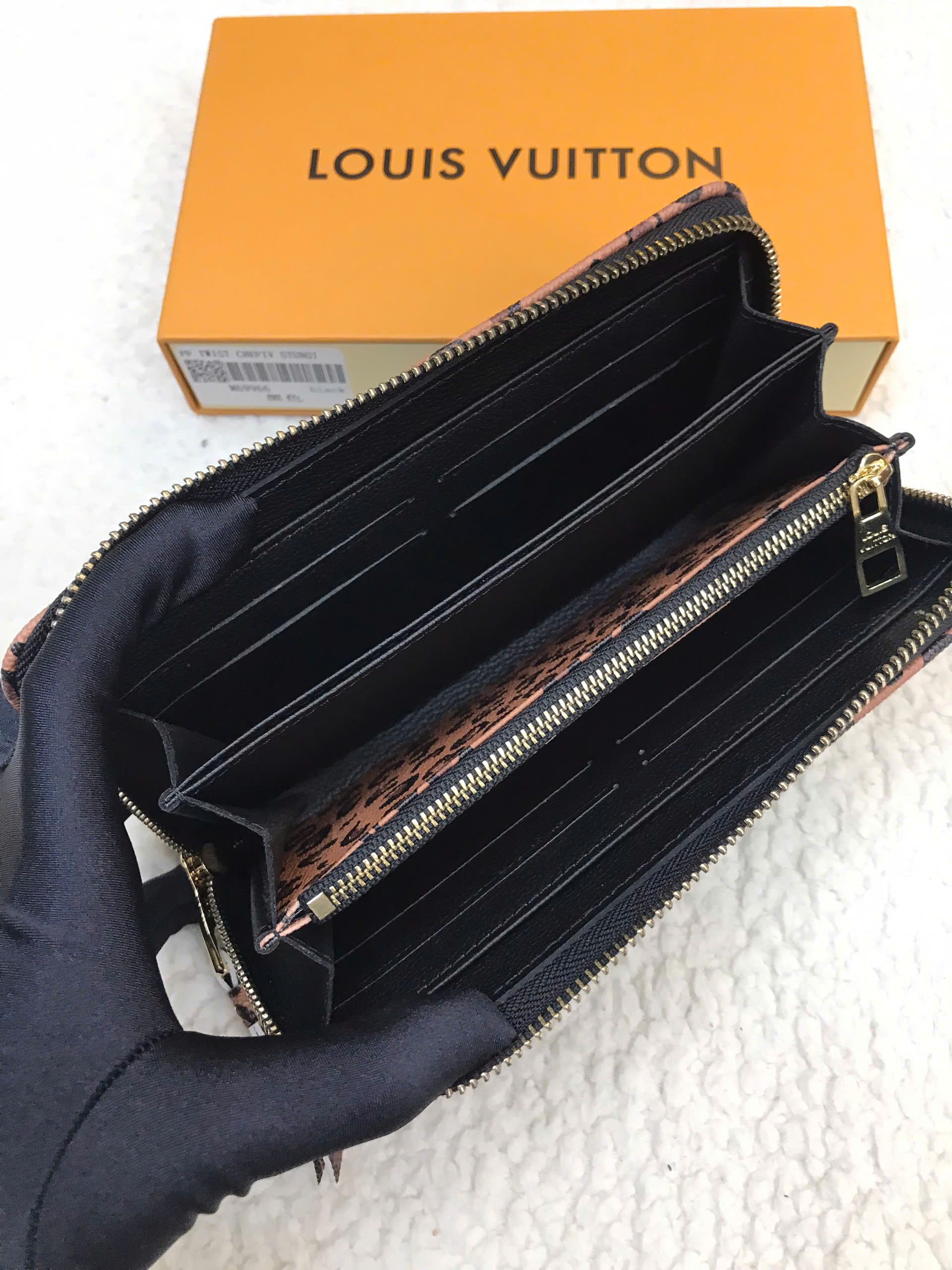 Ví LV Zippy Wallet Super Màu Đen Size 19.5cm M80680