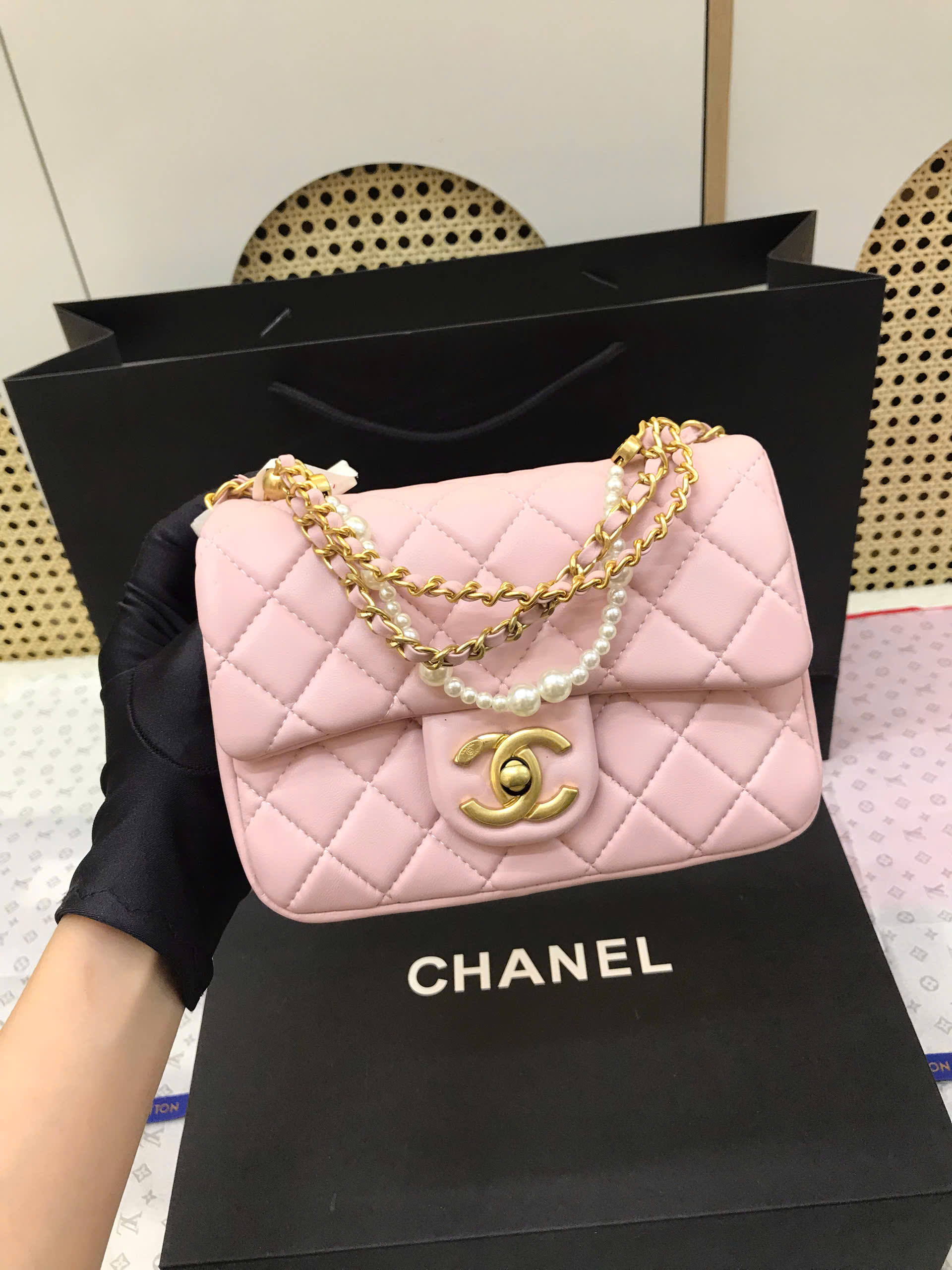 Túi Chanel 24P Classic Ngọc Trai Super Màu Hồng Size 17cm