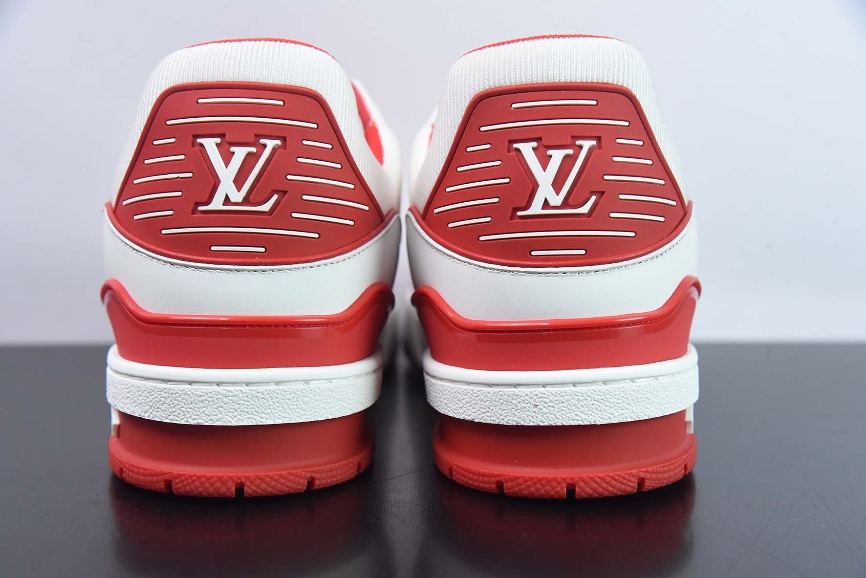 Giày Louis Vuitton White Reb Siêu Cấp Họa Tiết Size 35-44 M LYI1V