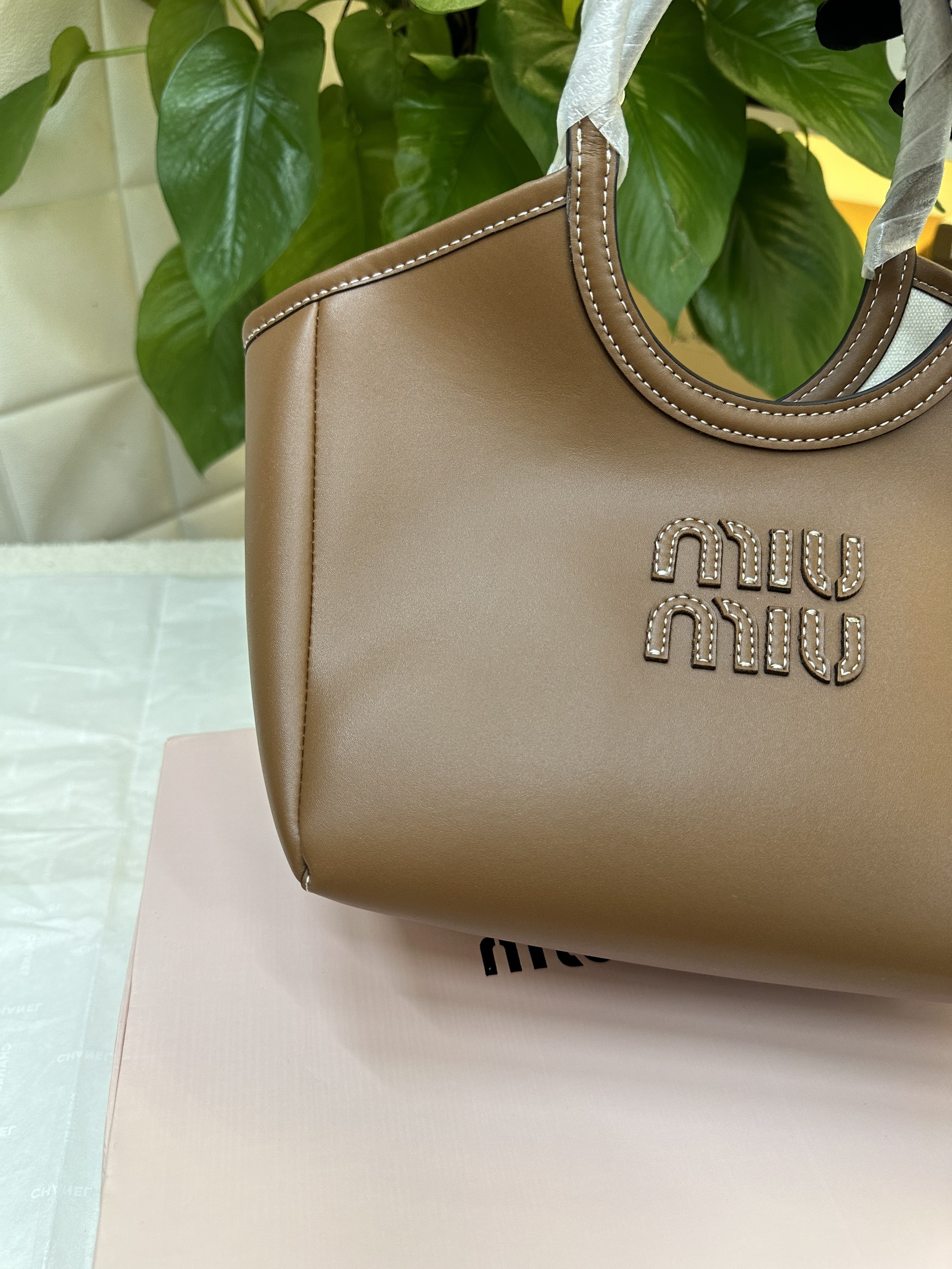 Túi Miu Miu Bolso IVY De Piel Super Màu Nâu Size 23cm