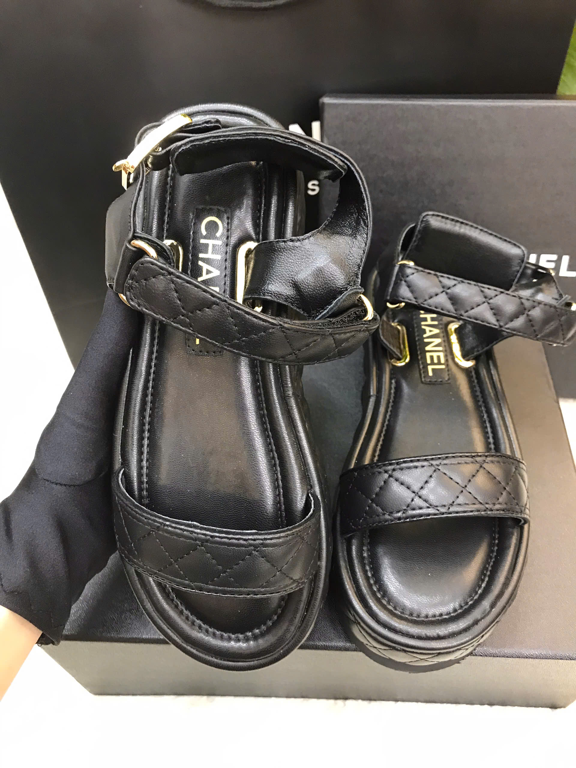 Giày Chanel Black Suede Sandals Siêu Cấp Màu Đen Size 37