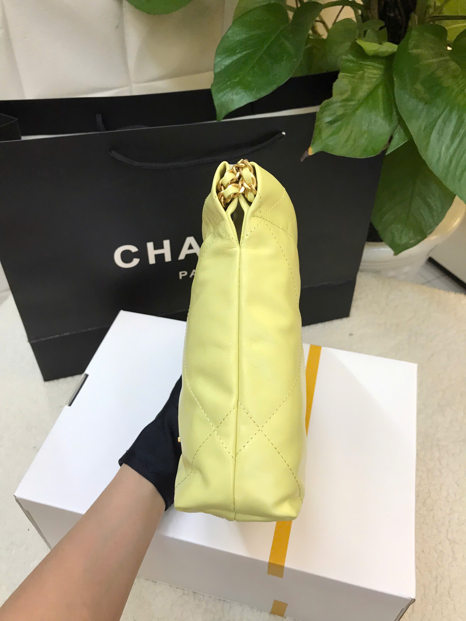 Túi Chanel Shiny Calfskin Gold Tone Metal %&&&%Light Yellow%&&&% Vip AS3980