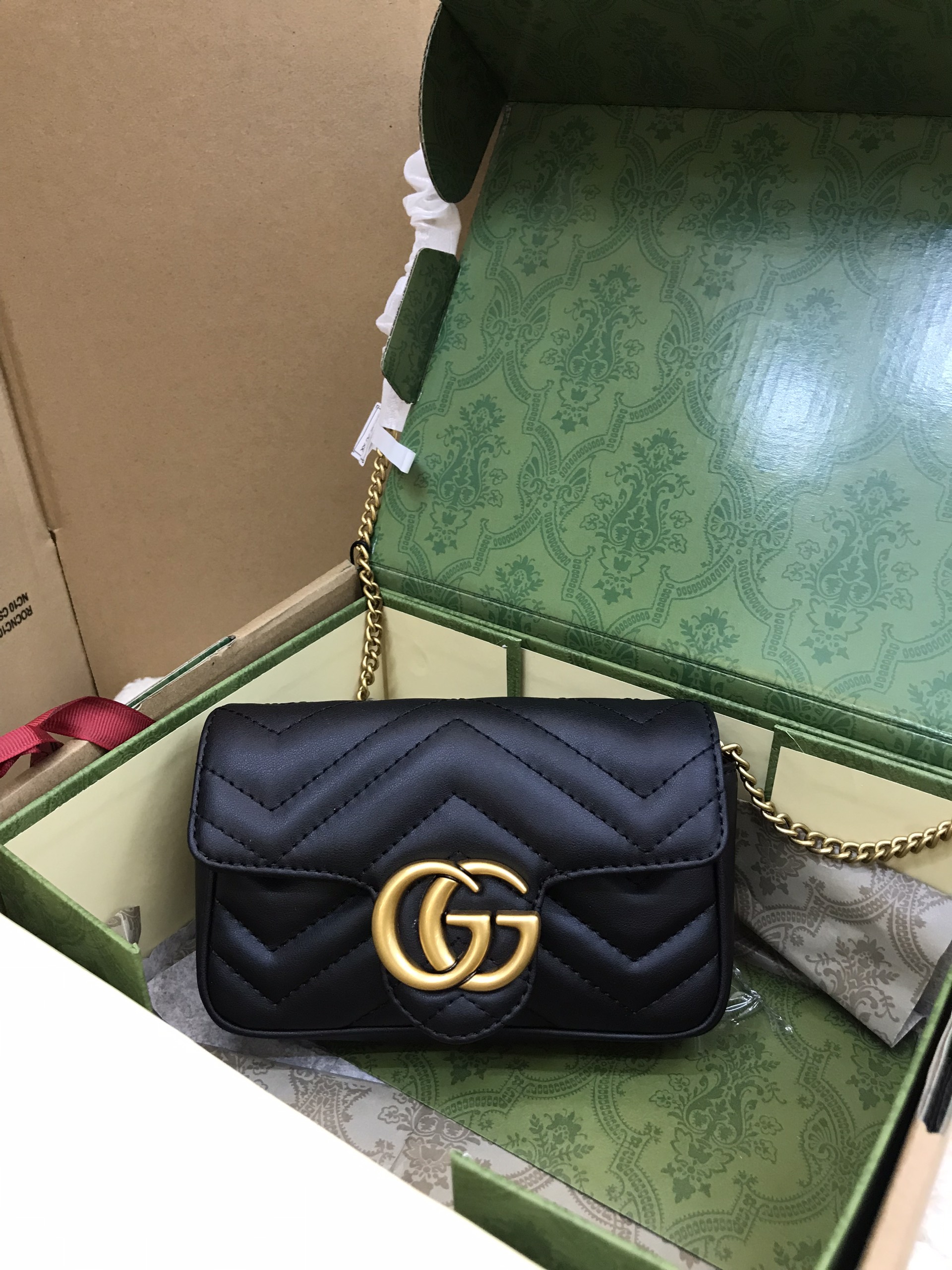 Túi Xách Gucci GG Marmont Matelassé Super Mini 16 cm Màu Đen