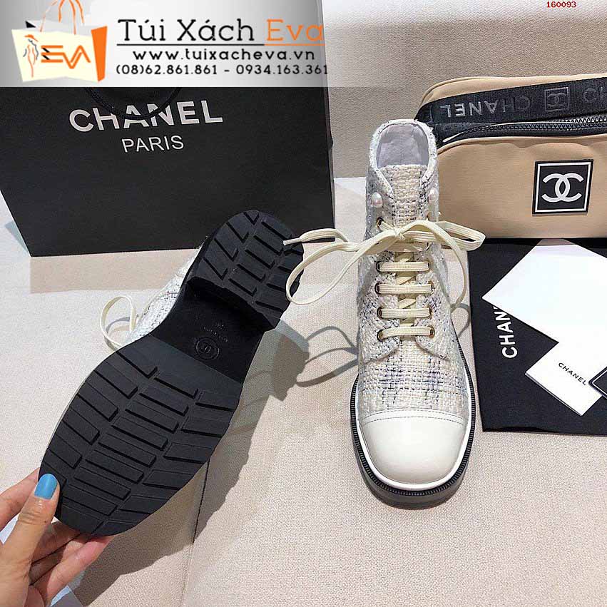 Giày Boot Chanel Siêu Cấp Màu Kem Chữ C Ngọc Trai Đẹp.