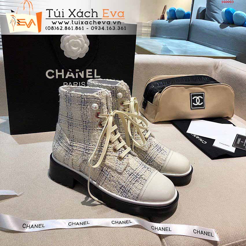 Giày Boot Chanel Siêu Cấp Màu Kem Chữ C Ngọc Trai Đẹp.