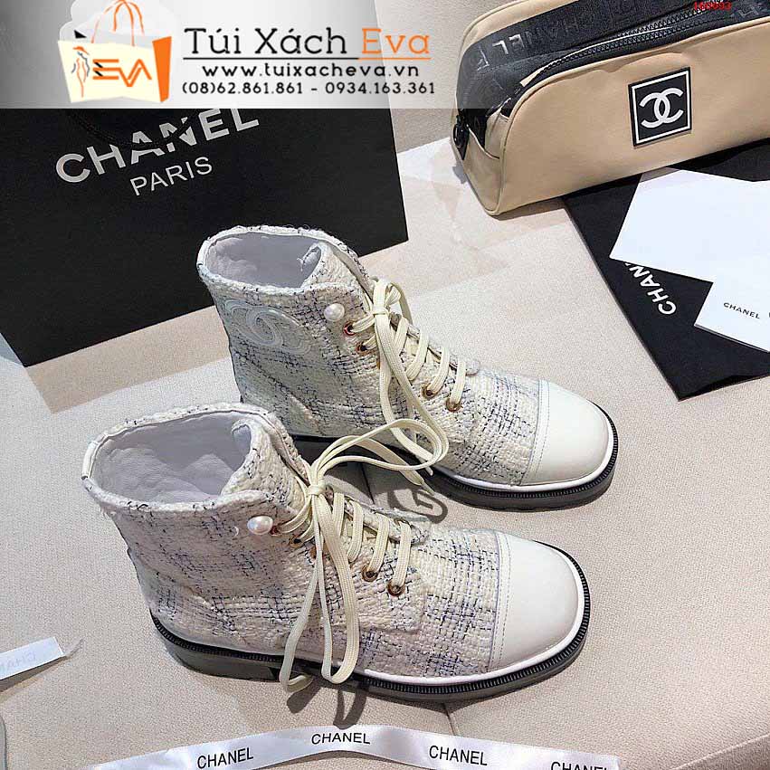 Giày Boot Chanel Siêu Cấp Màu Kem Chữ C Ngọc Trai Đẹp.