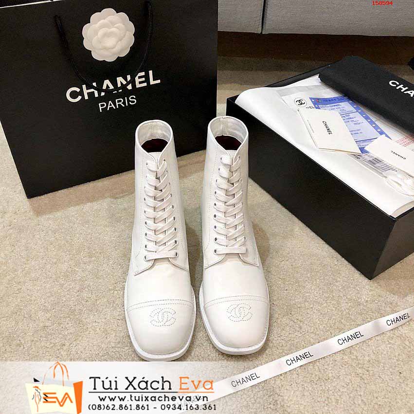 Giày Boot Chanel Siêu Cấp Màu Trắng Chữ C Đẹp.