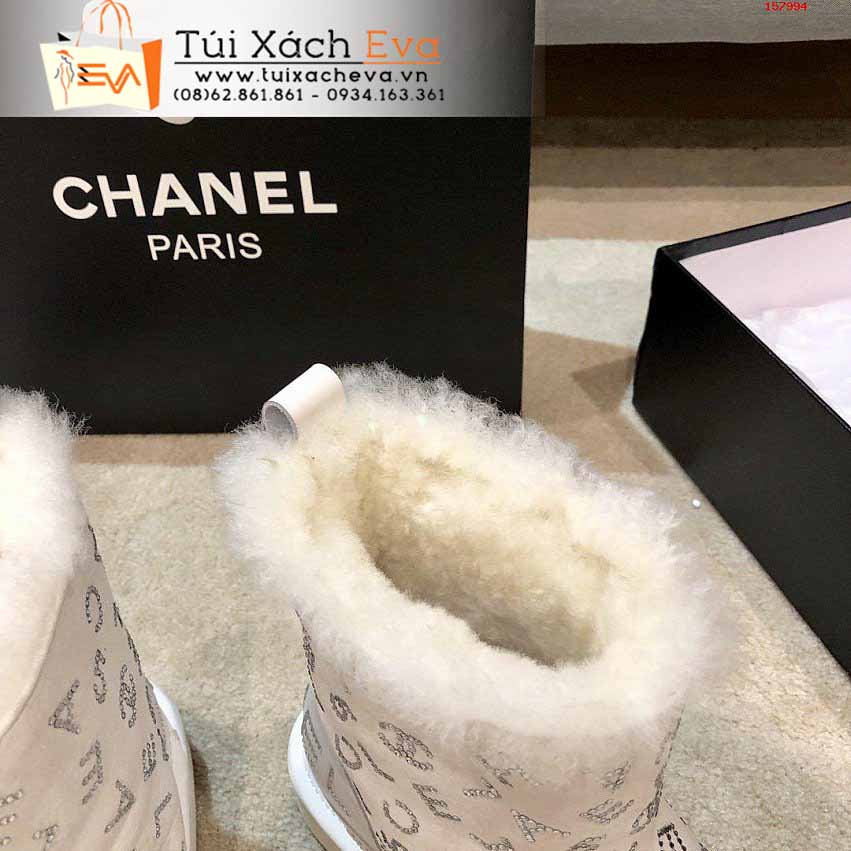 Giày Boot Chanel Siêu Cấp Màu Trắng Chữ Đẹp.