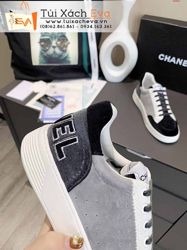 Giày Chanel Siêu Cấp Màu Xám Phối Trắng Chữ C Đẹp.