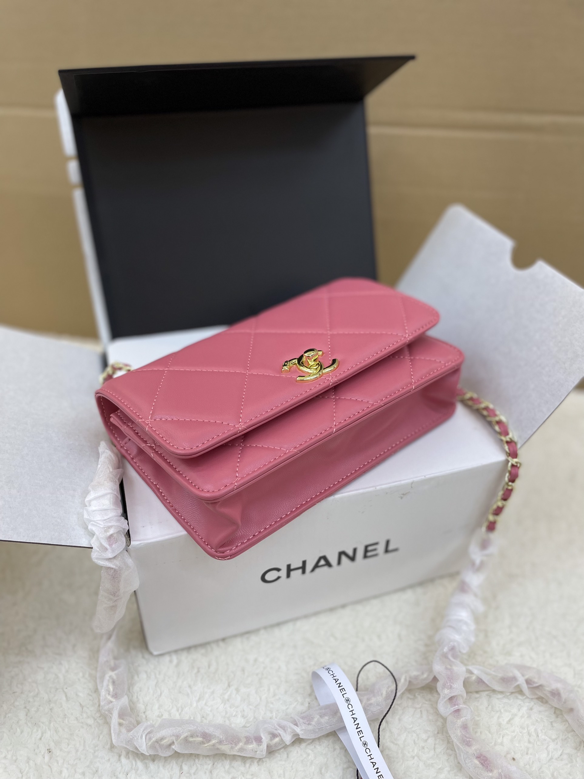 Túi Xách Chanel Woc Super Màu Hồng Trám To Size 20cm Full Box