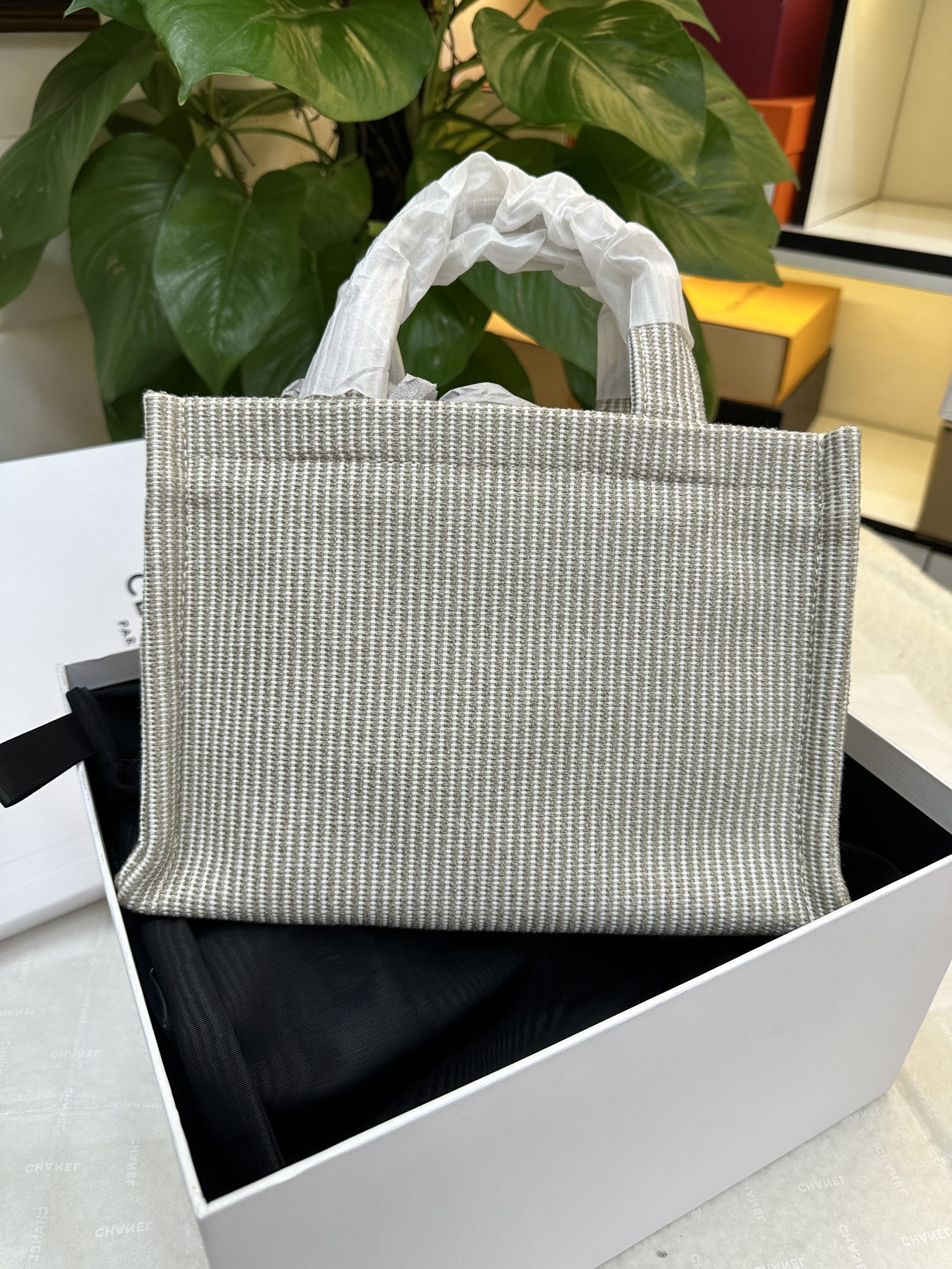 Túi Celine Small Cabas Thais In Striped Textile Beige Vip Size 26cm