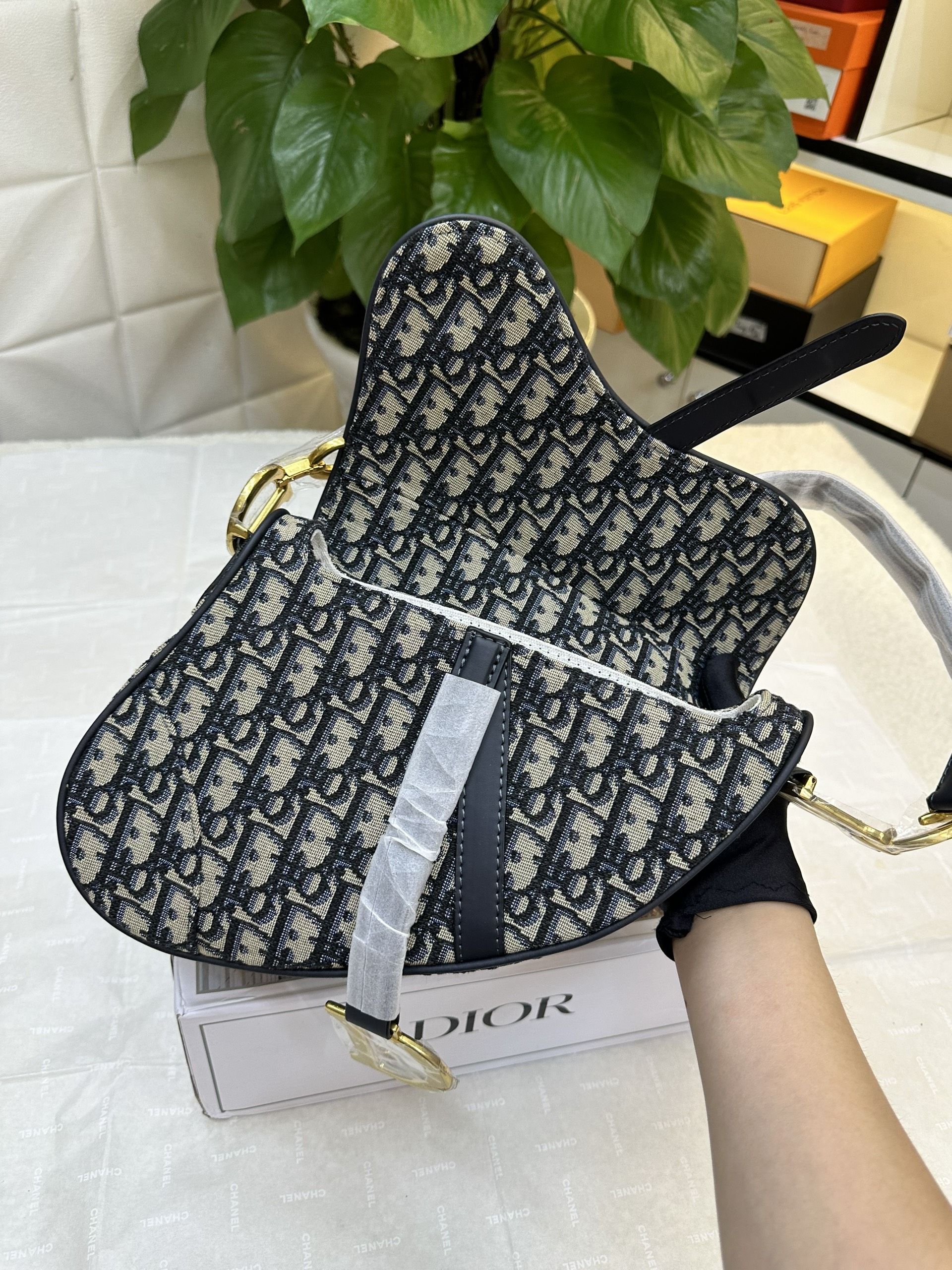 Túi Dior Saddle Bag With Strap Super Màu Xanh Đen Size 25.5cm