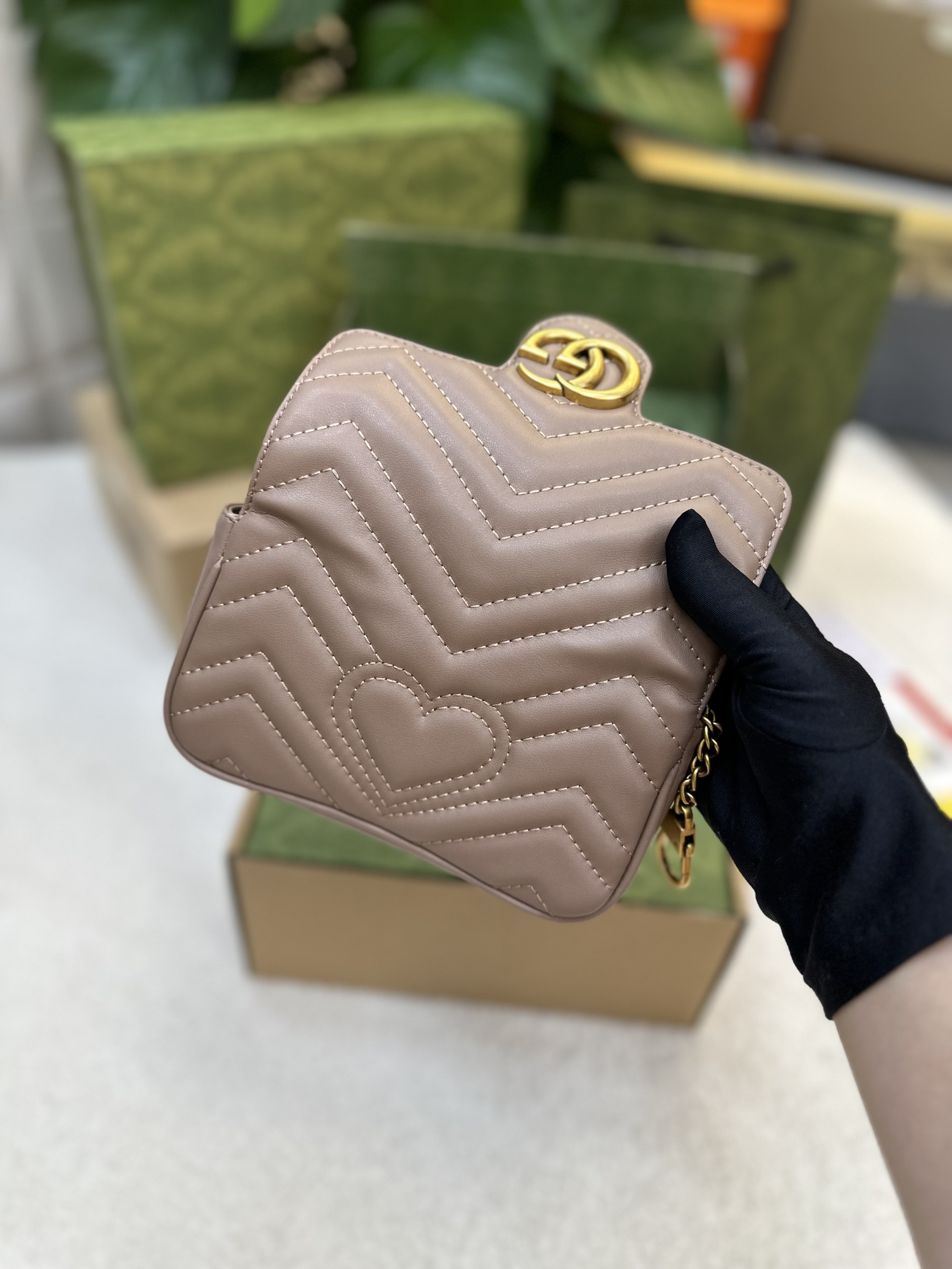 Túi Gucci Marmont Super Mini Quilted Shoulder Màu Hồng Size 17cm
