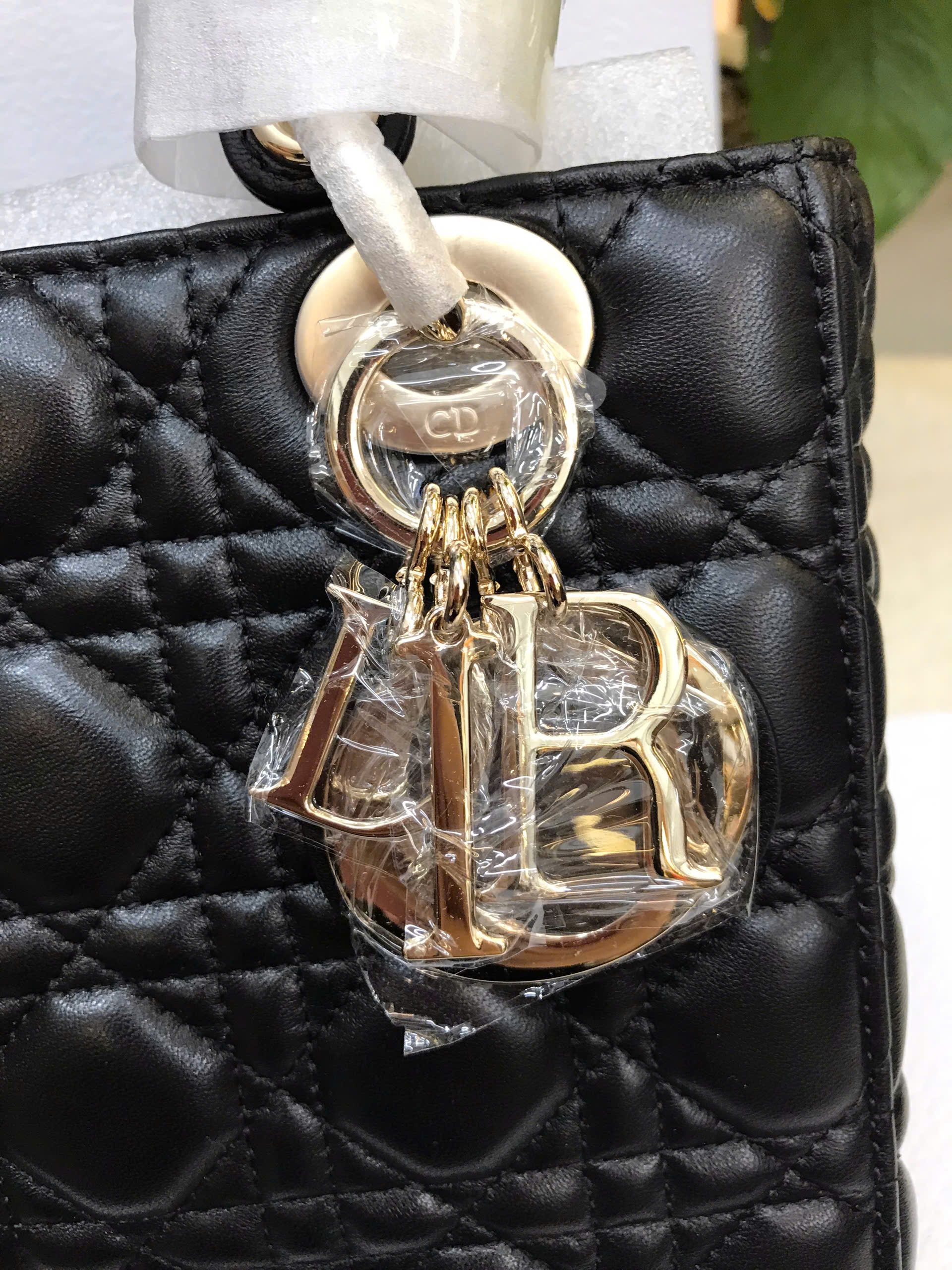 Túi Small Lady Dior Siêu Cấp Màu Đen Size 20cm