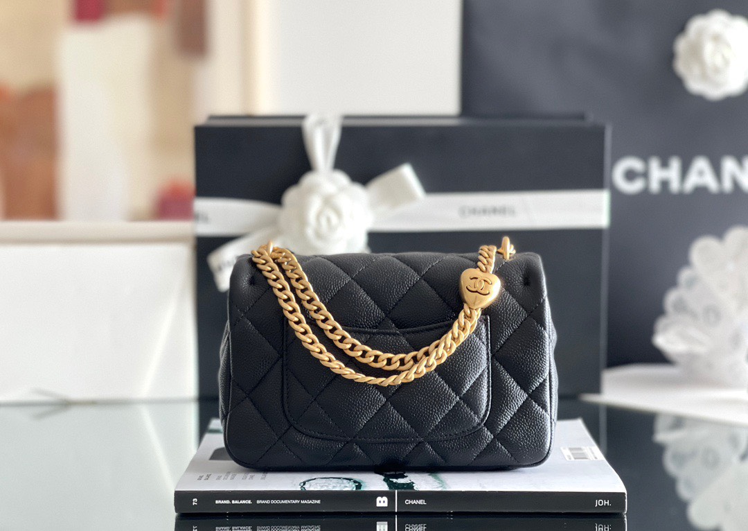 Túi Xách Chanel Classic 23P Hass Vip Màu Đen Da Hạt Size 20cm