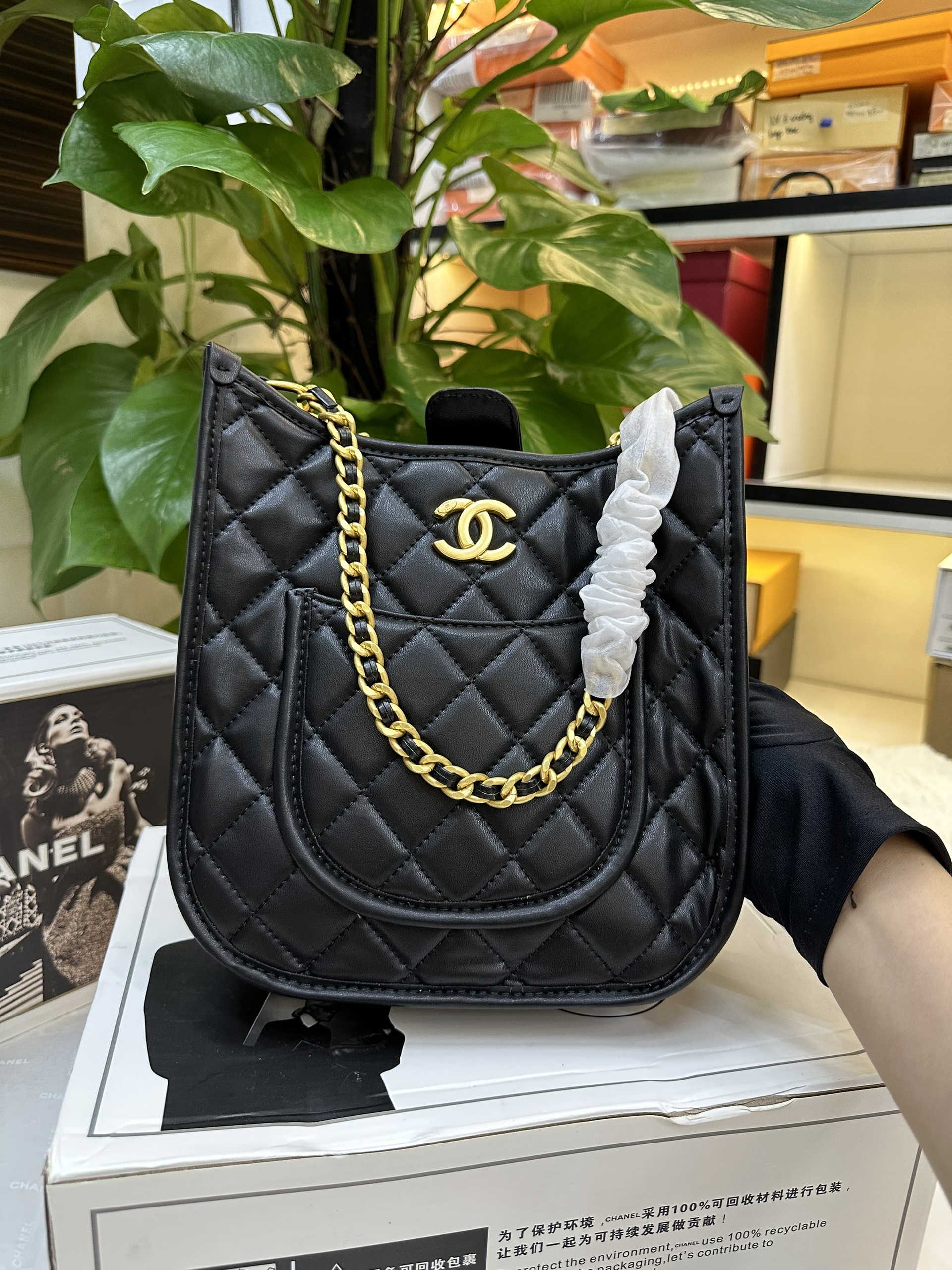 Túi Chanel Hobo Super Màu Đen Size 22cm