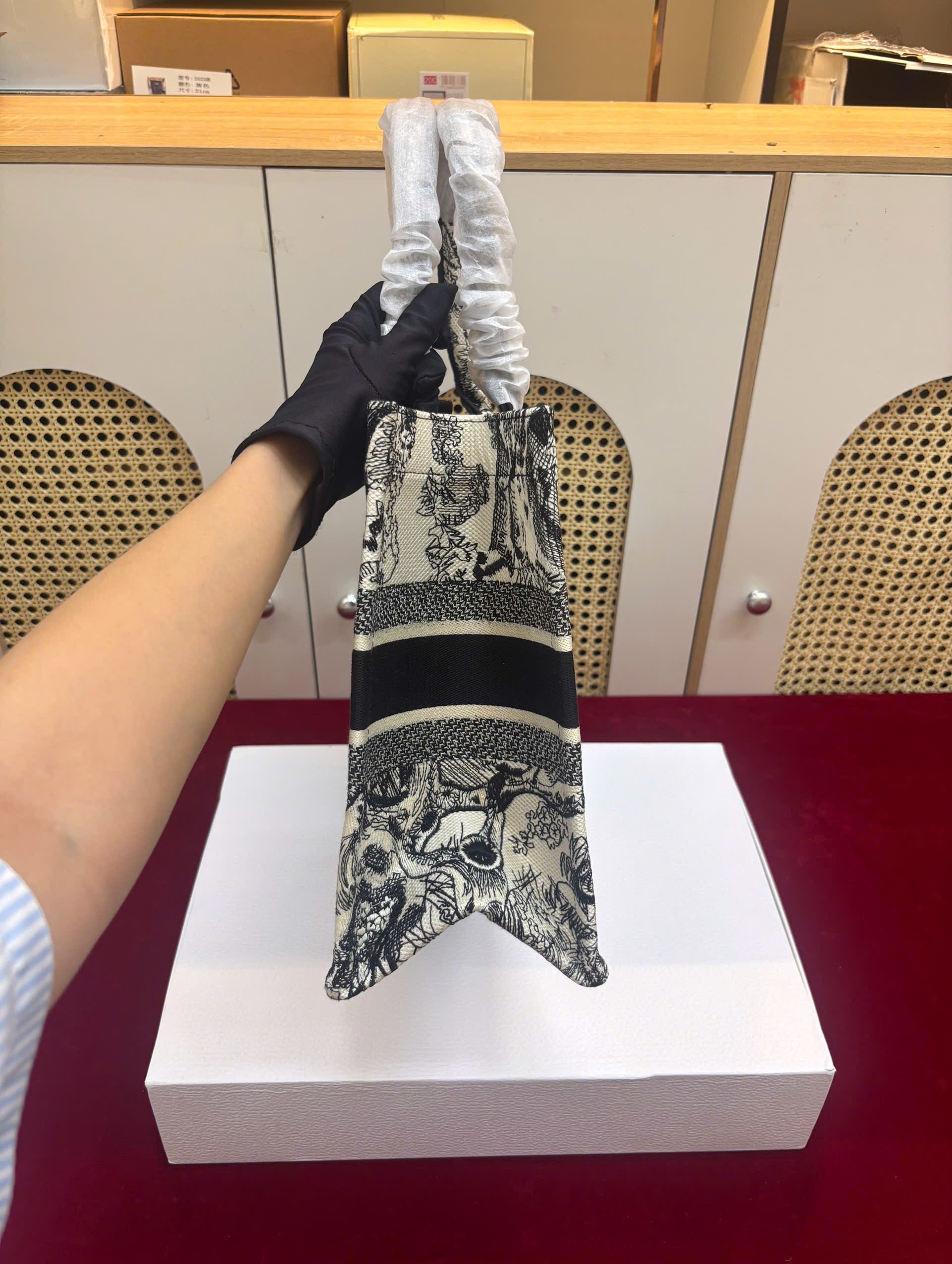 Túi Medium Dior Book Tote Super Size 36cm