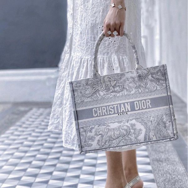 Tổng Hợp Túi Xách Dior Super Tote Bag Họa Tiết Toile De Jouy