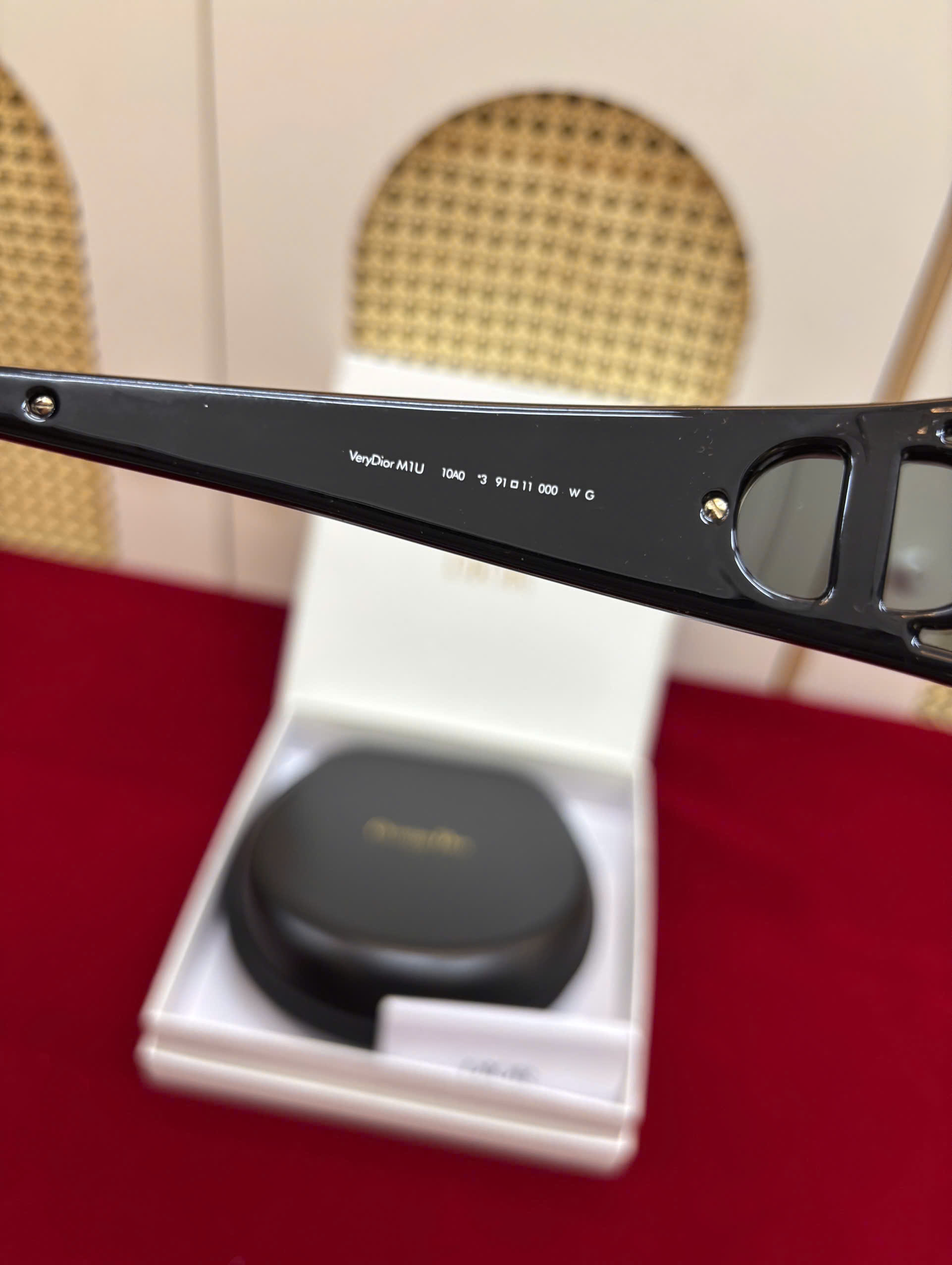 Kính VeryDior M1U Black Mask Sunglasses Siêu Cấp