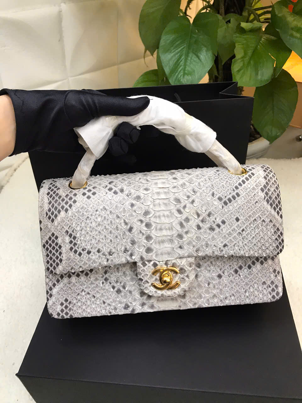 Túi Chanel Classic Vip Da Rắn Size 25cm