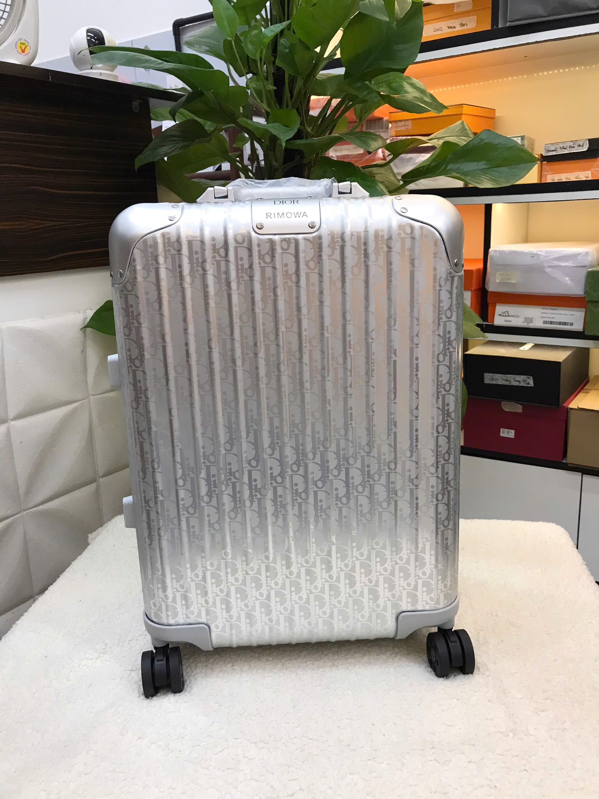 Vali Dior And Rimowa Cabin Suitcase Siêu Cấp 20Inch