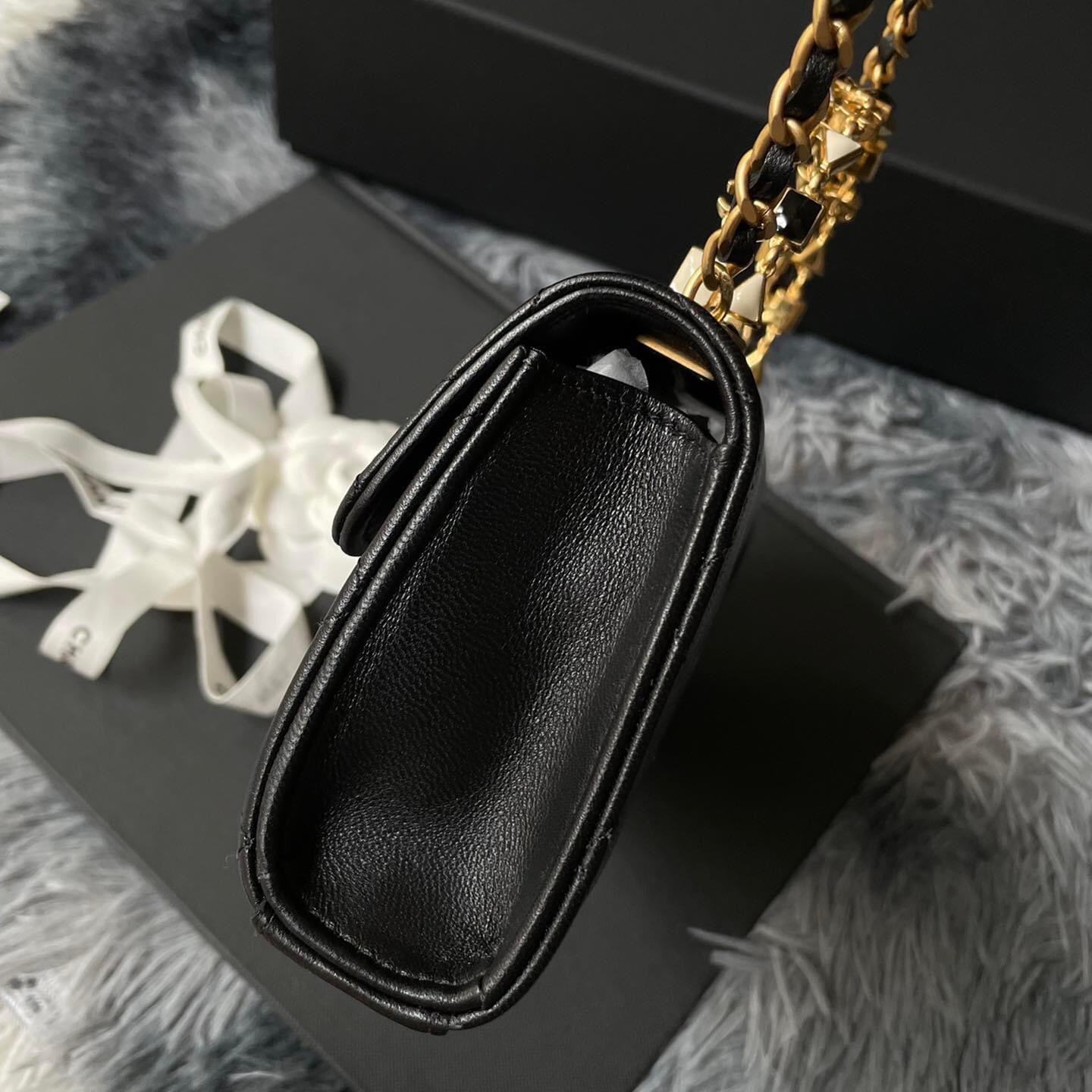 Túi Xách Chanel Woc Siêu Cấp Flap Phone Case Quai Kim Loại Vàng Da Đen Size 10 x 18 x 4,5cm