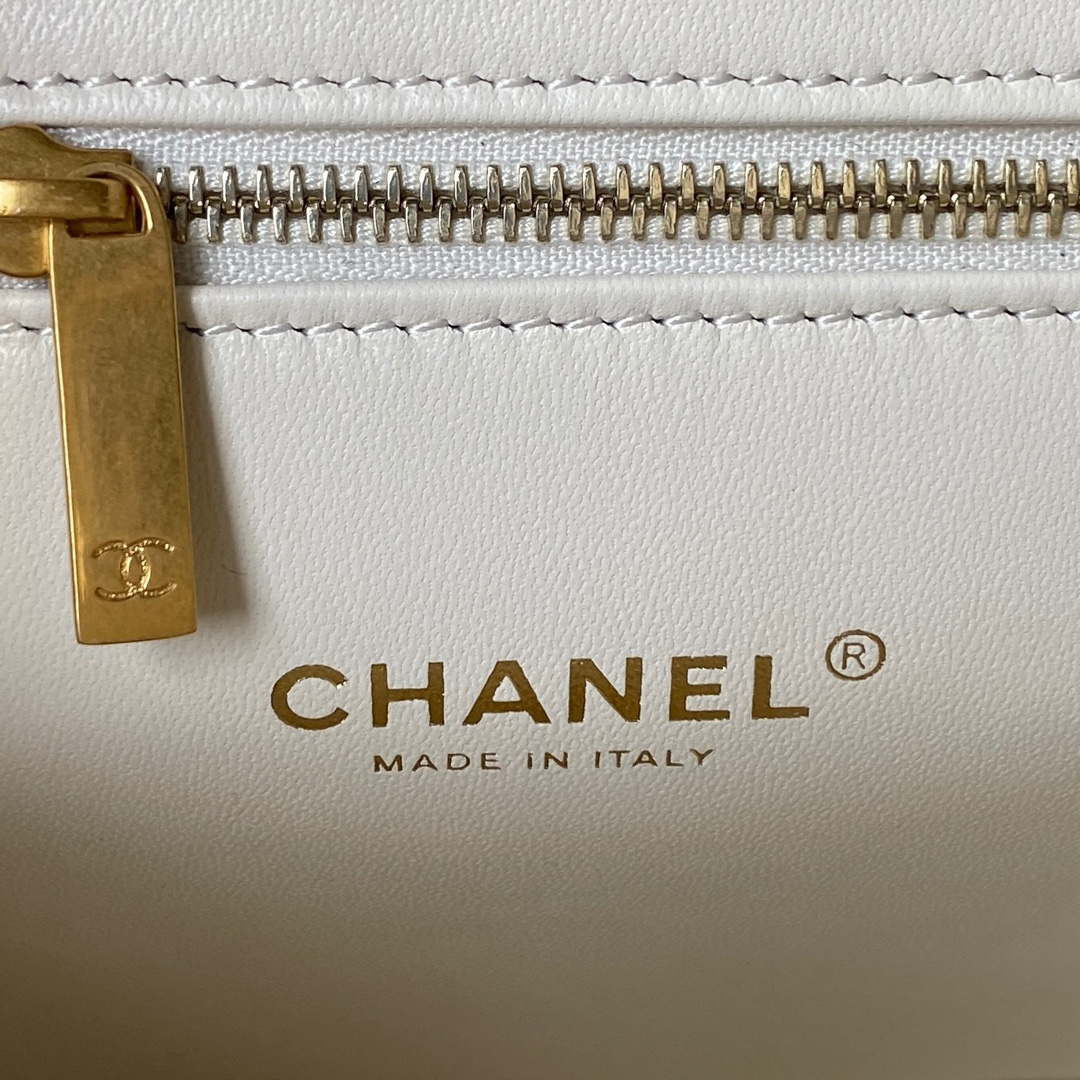 Balo Chanel Siêu Cấp Màu Trắng AS3384 Size 18cm