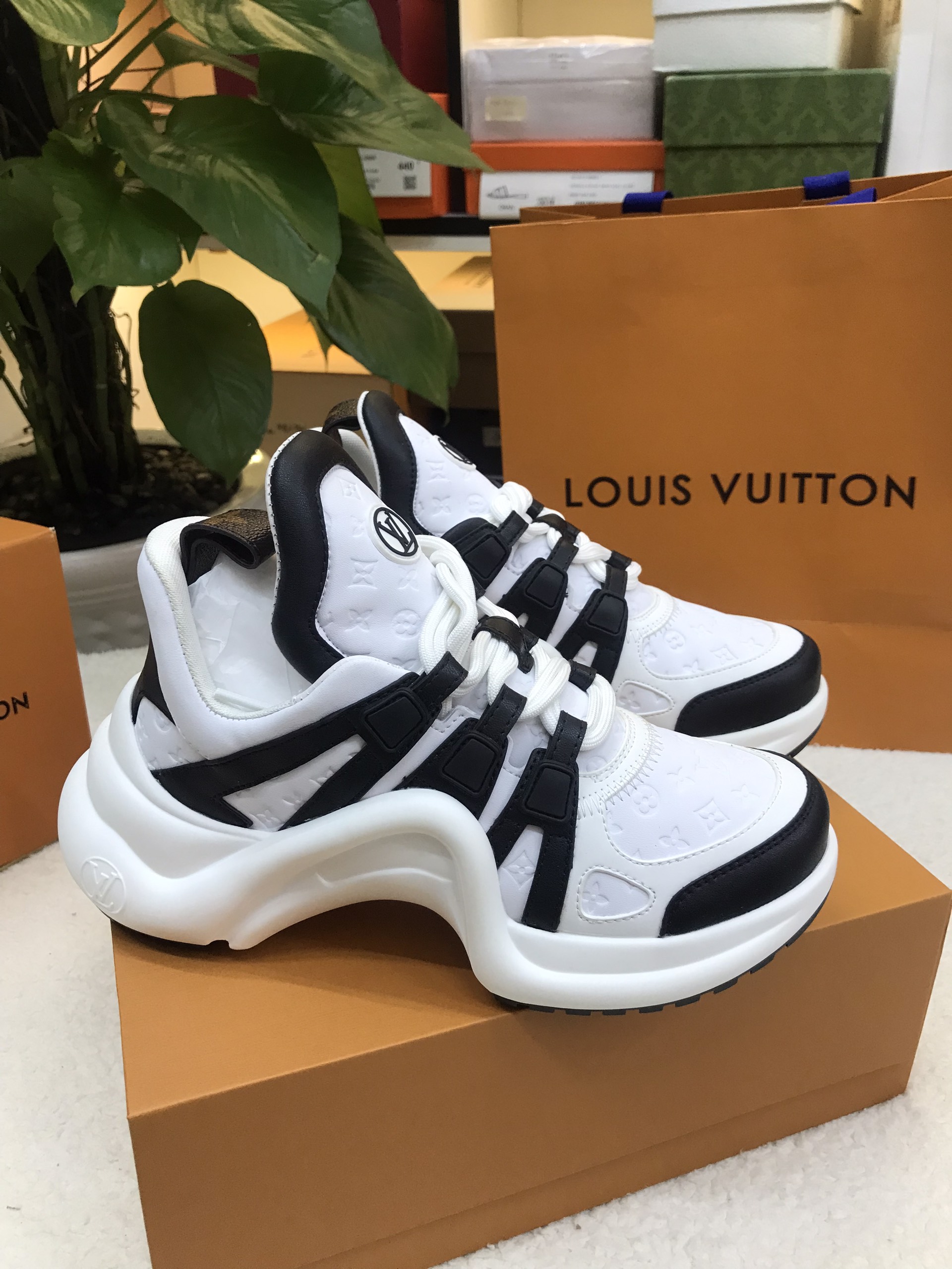 Giày LV Archlight Sneaker Siêu Cấp Size 36