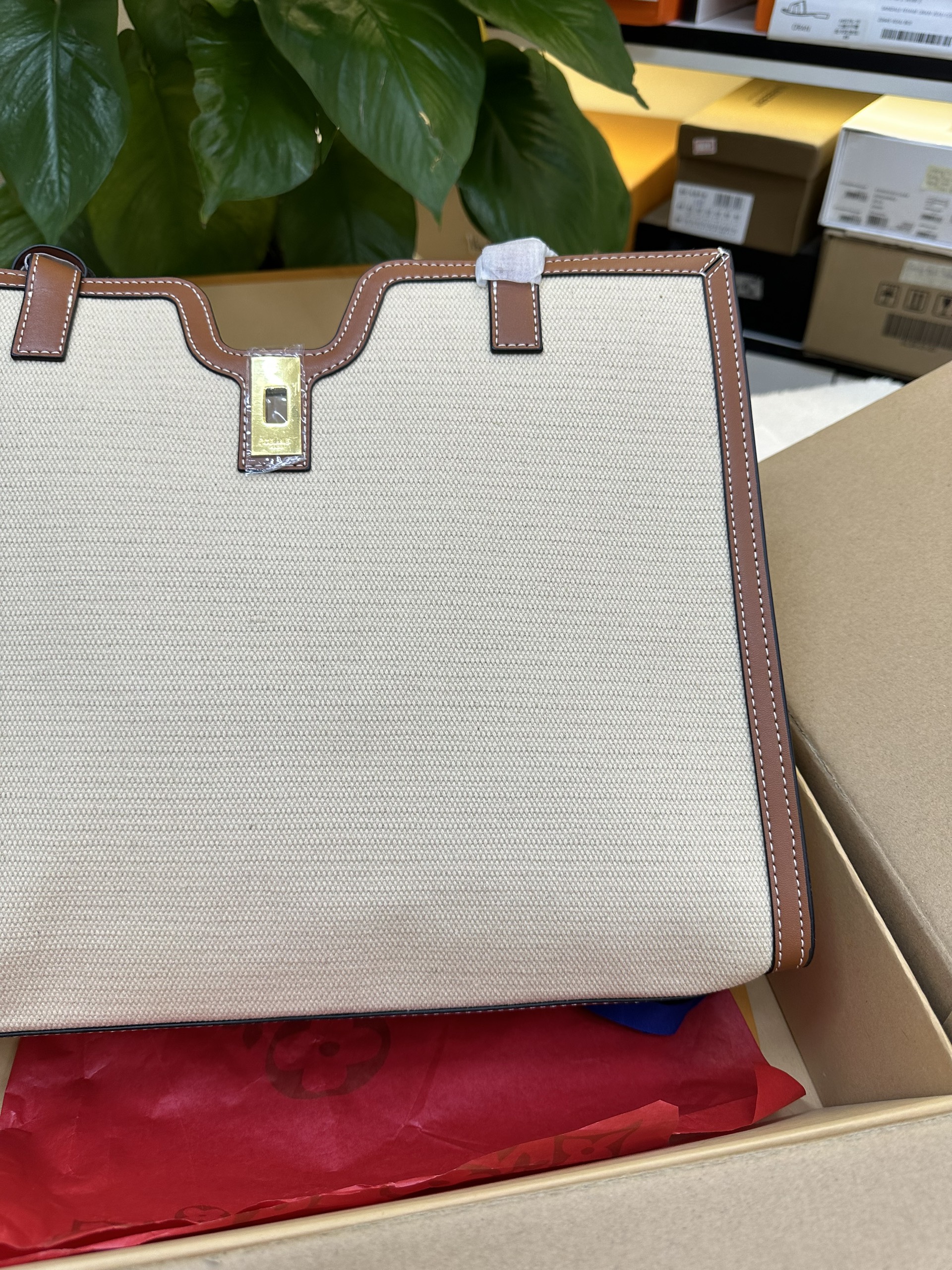 Túi Celine Cabas Tote Super Màu Trắng Phối Nâu Size 37cm