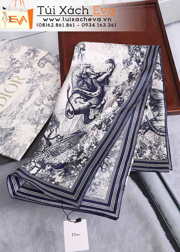 Khăn Dior Siêu Cấp Màu Xanh Đẹp.