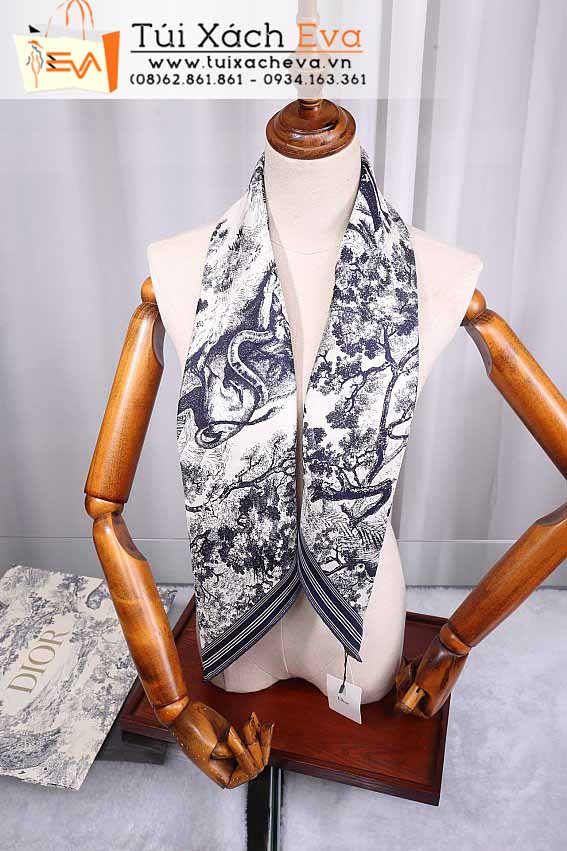 Khăn Dior Siêu Cấp Màu Xanh Đẹp.