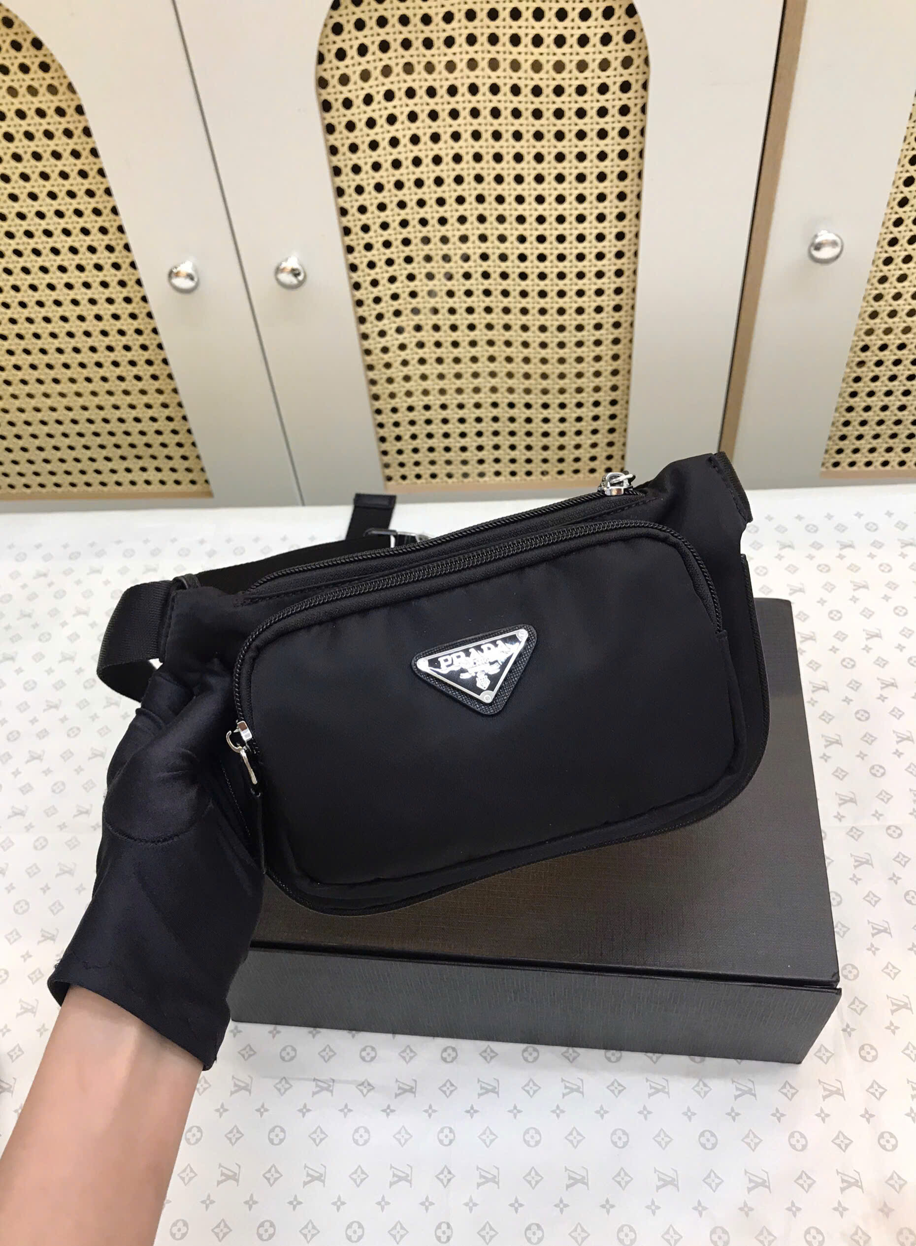 Túi Prada Black Re-Nylon Belt Bag Super Màu Đen Size 21cm