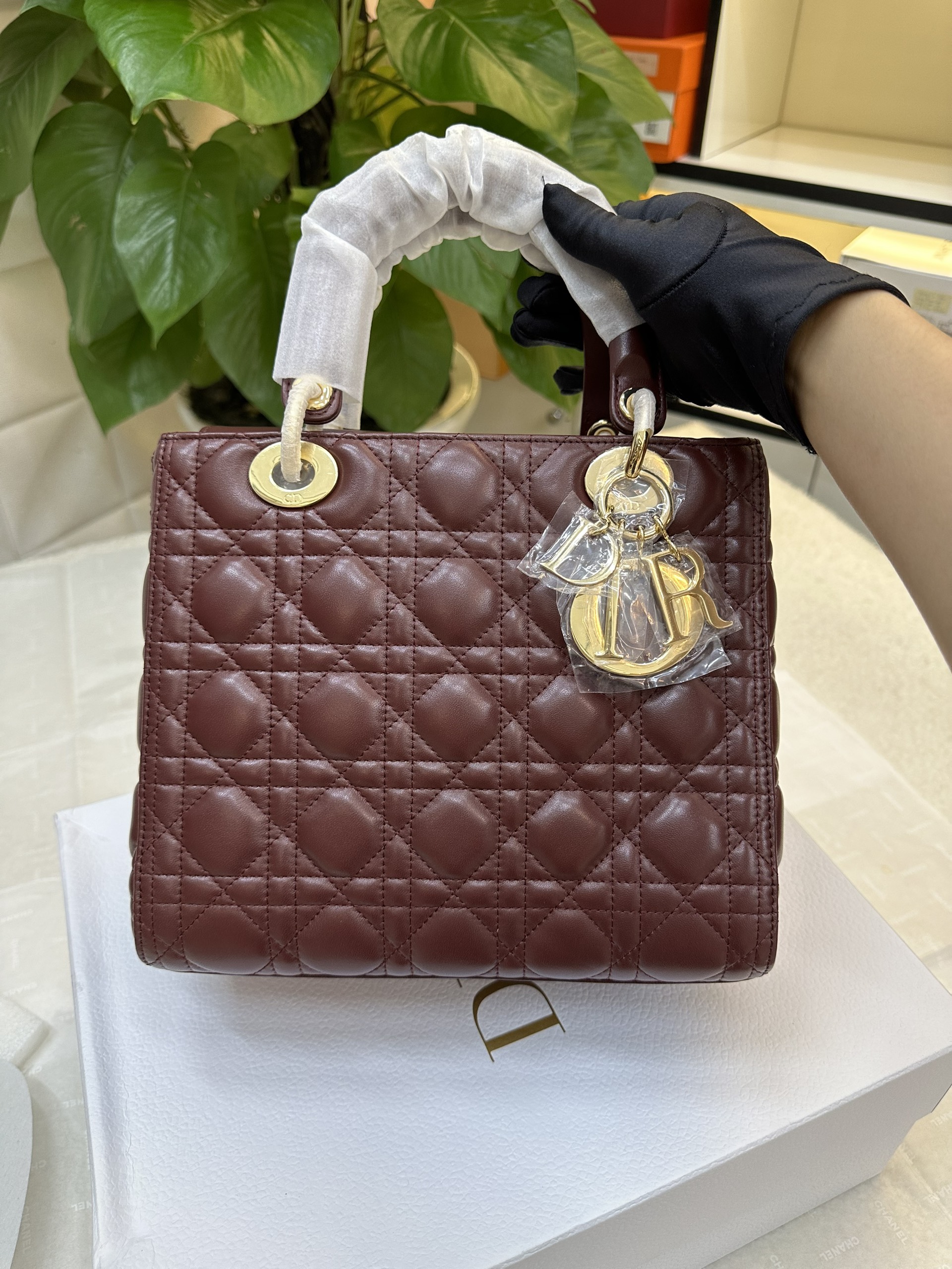 Túi Medium Lady Dior Red Bag Siêu Cấp Màu Đỏ Size 24cm