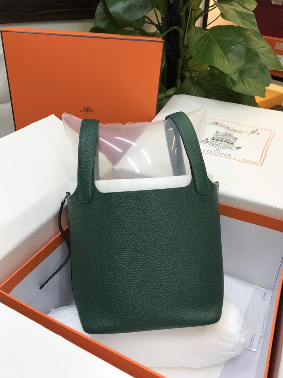 Túi Hermes Picotin 22 Vip Màu Xanh Rêu Khóa Bạc Size 22cm Chưa Kèm Box