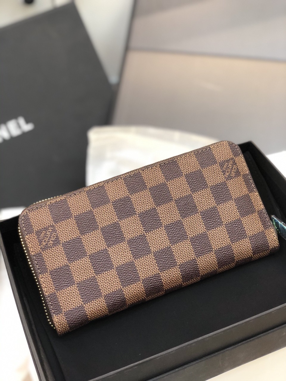 VÍ LV Super Zippy Ô Nâu Khóa Kéo Size 19.5 x 10.5 x 2.5 cm N60046